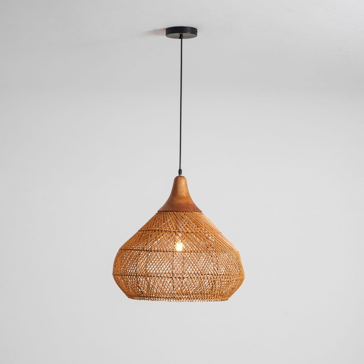 Braided Rattan Pendant Lamp - Lamp Outdoor