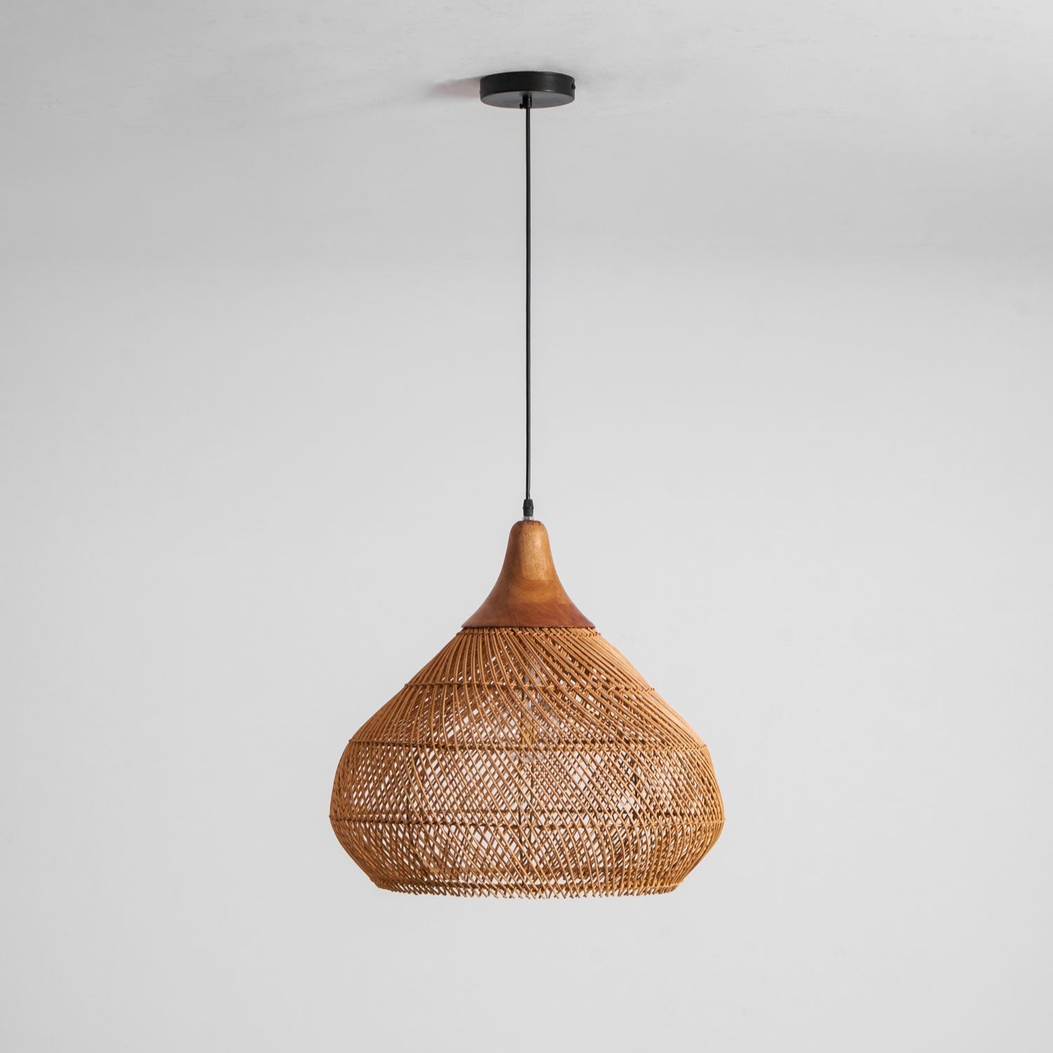 Braided Rattan Pendant Lamp - Lamp Outdoor