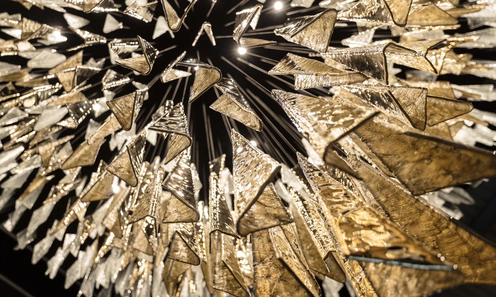 Nyvinia Glass Feather-Shape Chandelier - Lamp Outdoor