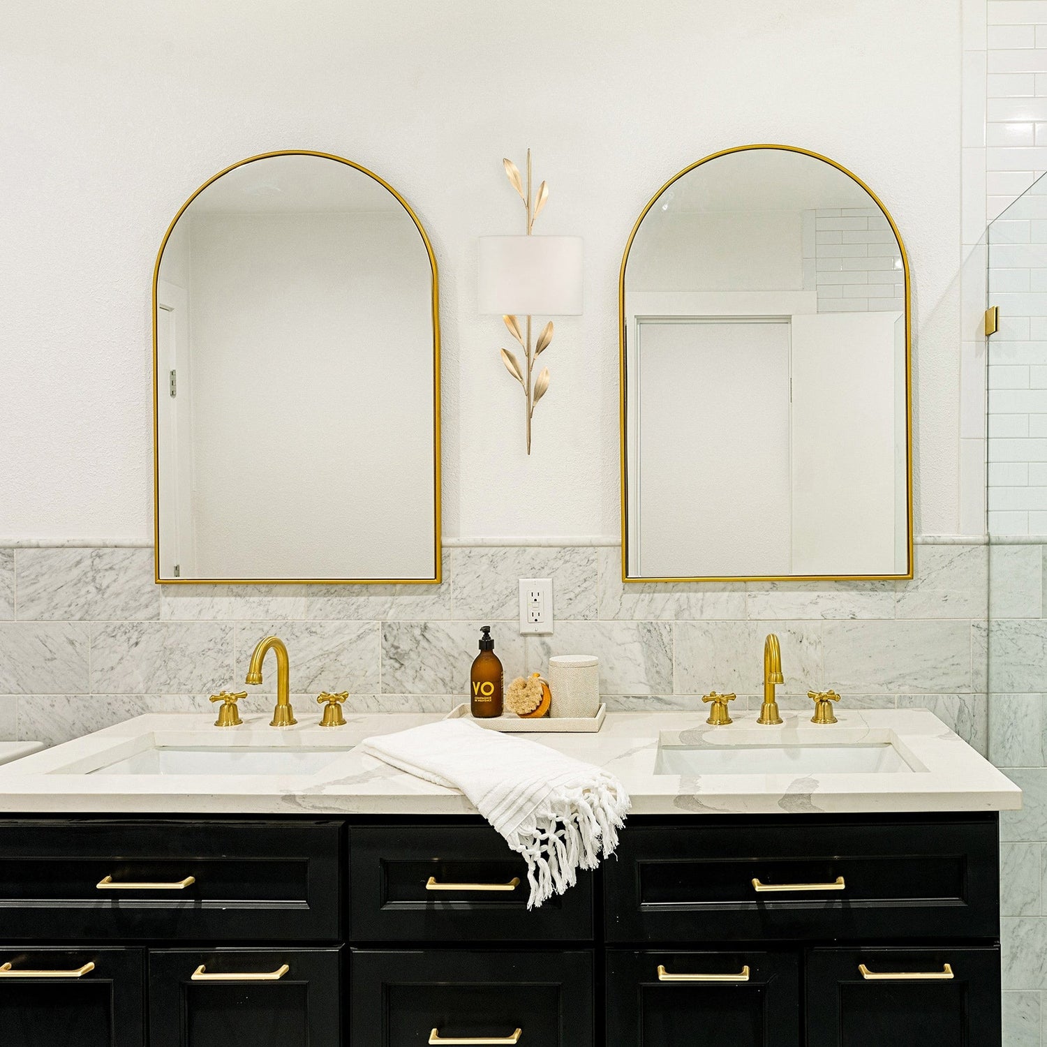 Broche Contemporary Fabric Wall Light