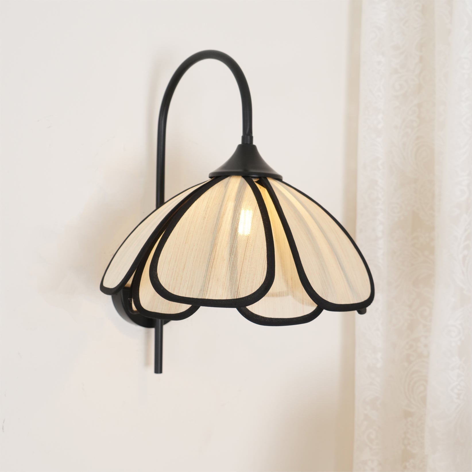 Burnt Petal Wall Lamp - Lamp Outdoor