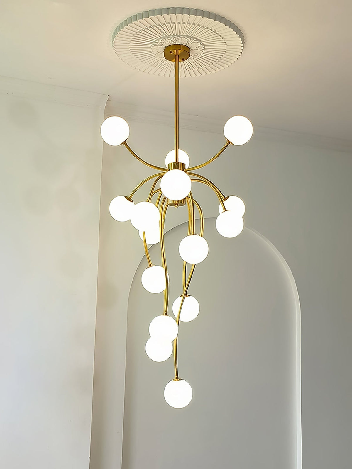 Astralyn Brass Globe Chandelier - Lamp Outdoor