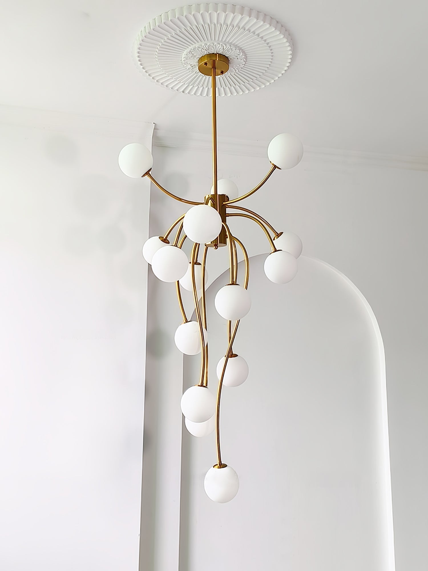 Astralyn Brass Globe Chandelier - Lamp Outdoor
