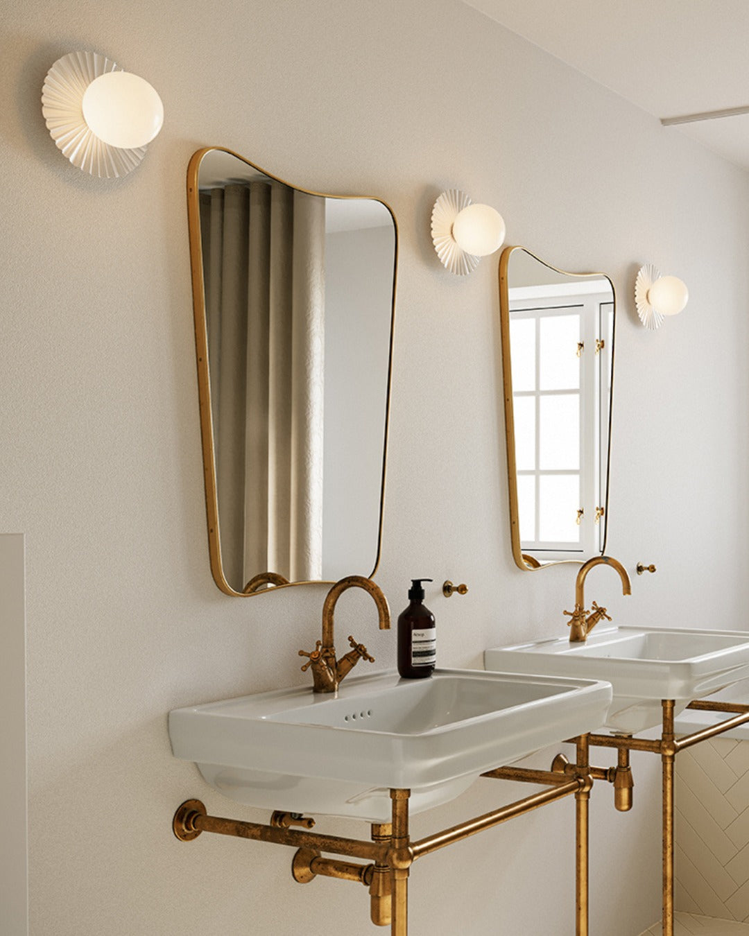 Celeste Wall Lamp - Lamp Outdoor