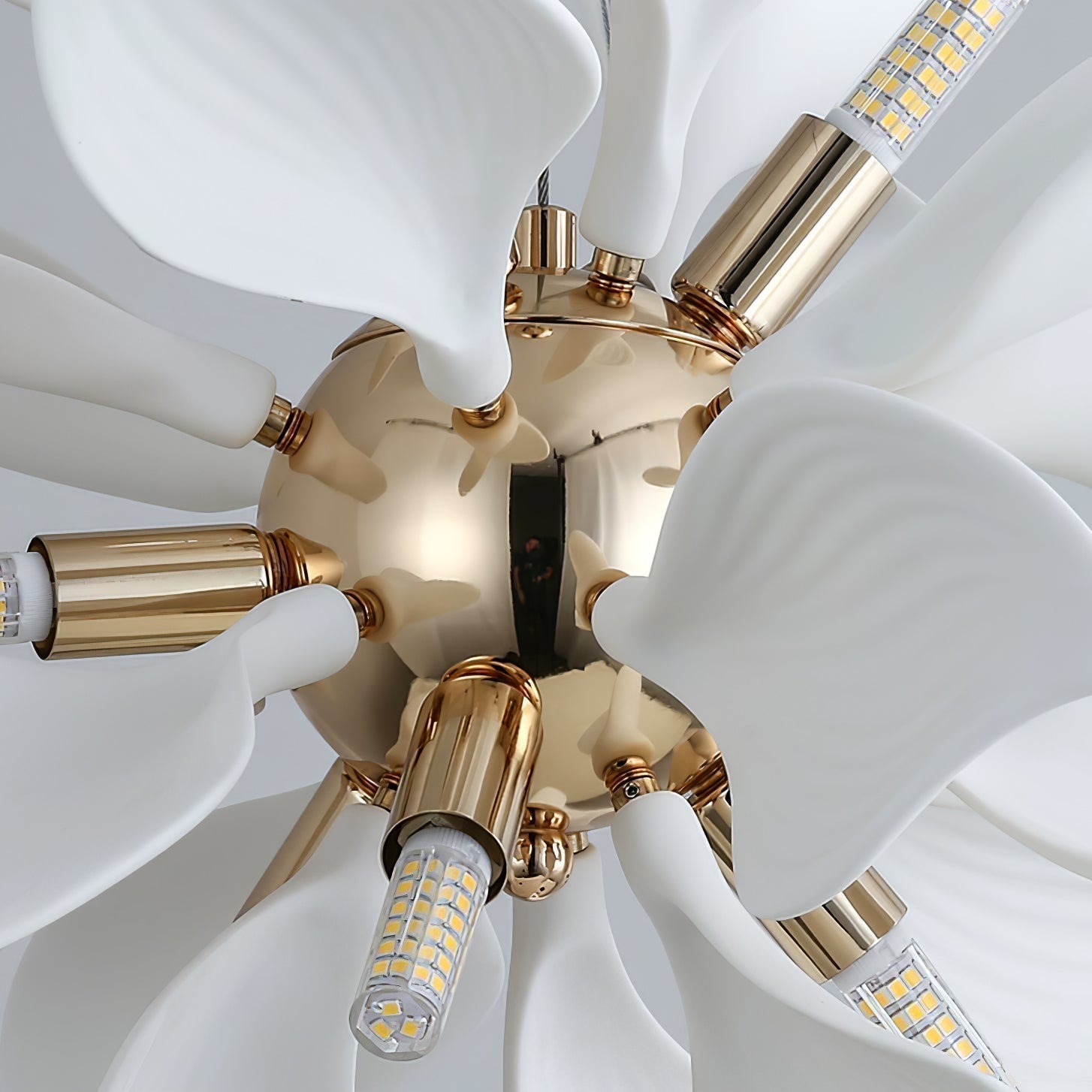 Ceramic Petals Blooming Chandelier - Lamp Outdoor