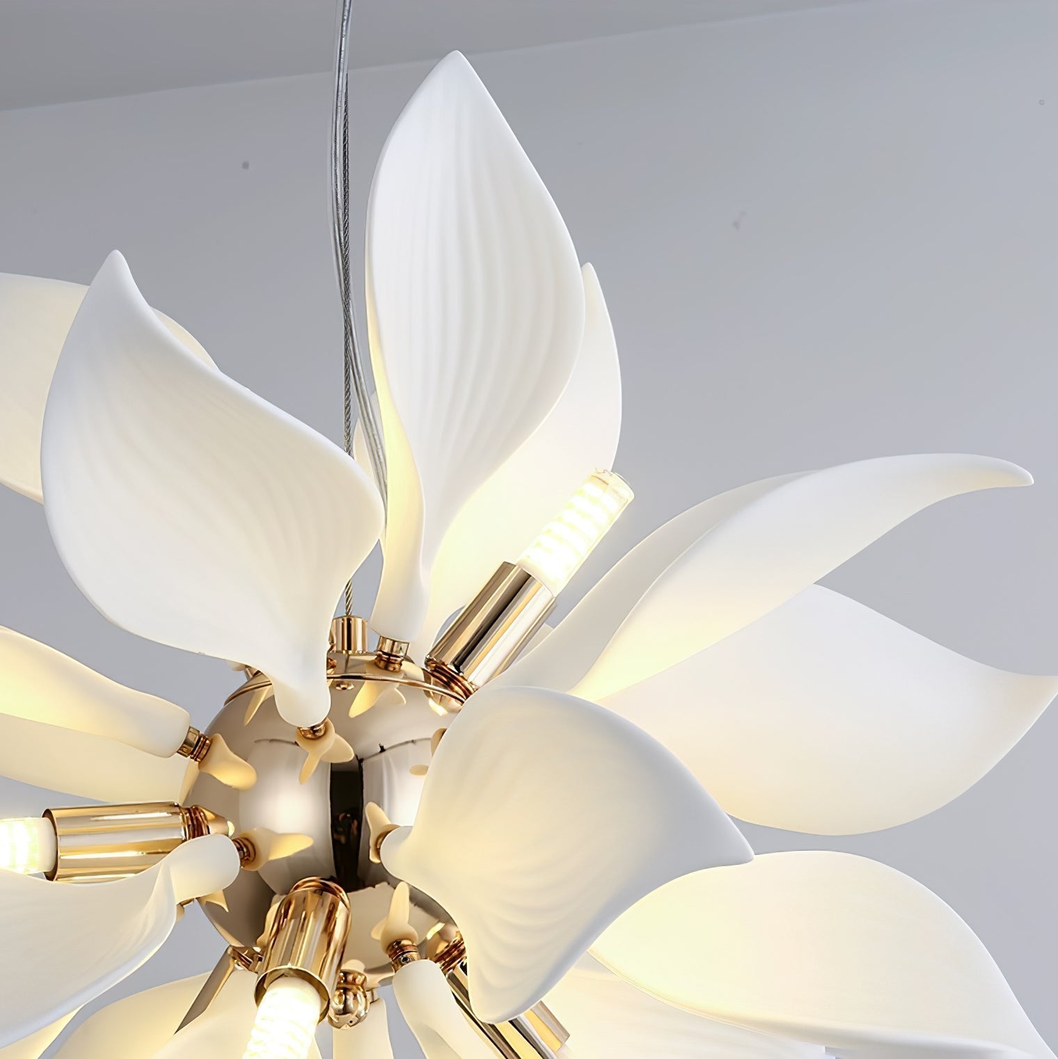 Ceramic Petals Blooming Chandelier - Lamp Outdoor