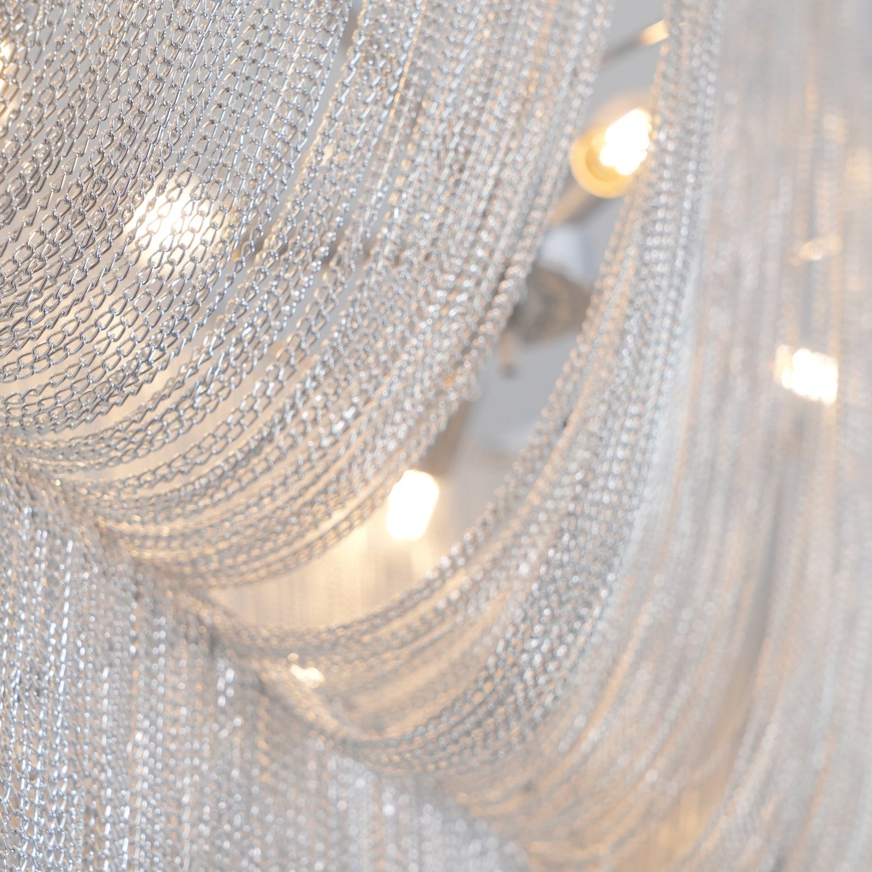 Chains Shimmering Chandelier - Lamp Outdoor