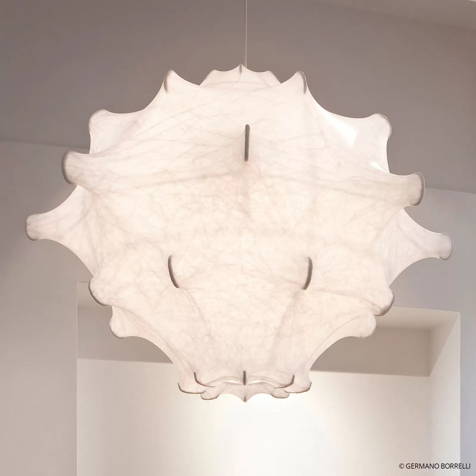 Cocoon Bloom Pendant Lamp - Lamp Outdoor