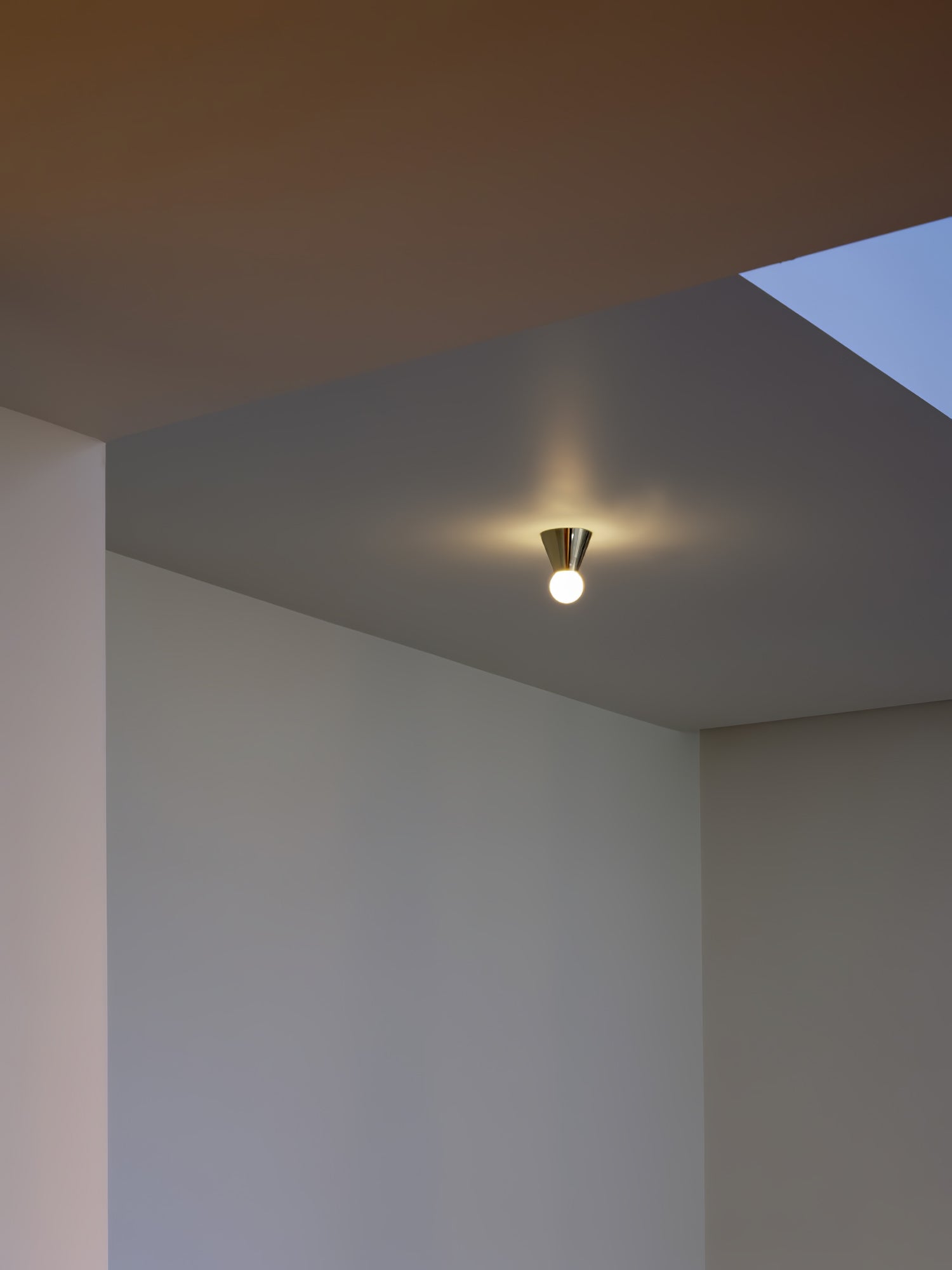 Conical Ceiling Lamp - Lamp Outdoor