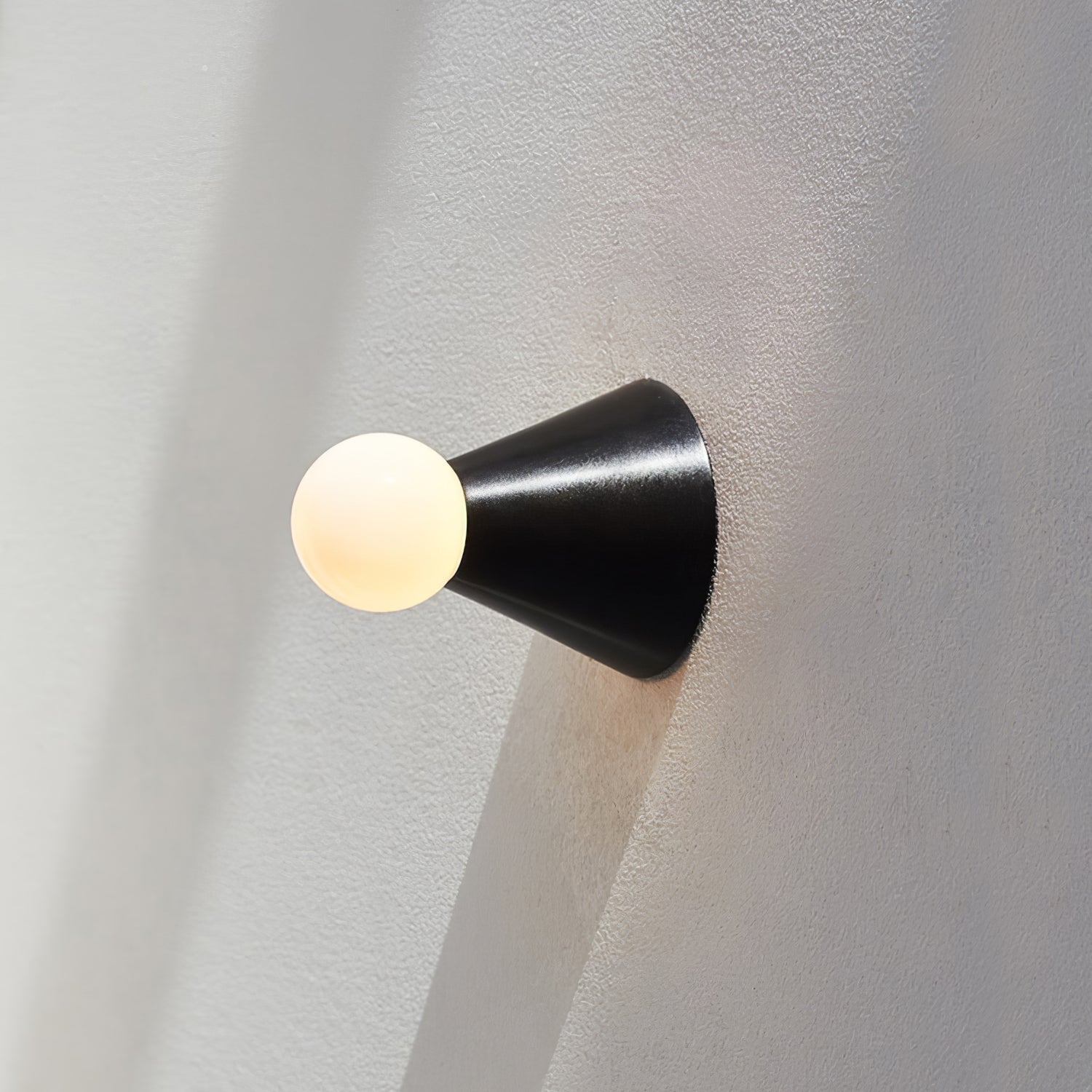 Conical Ceiling Lamp - Lamp Outdoor