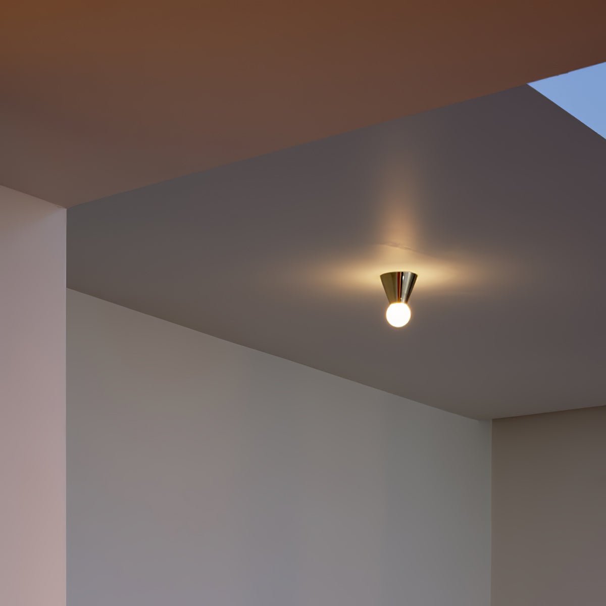 Conical Ceiling Lamp - Lamp Outdoor