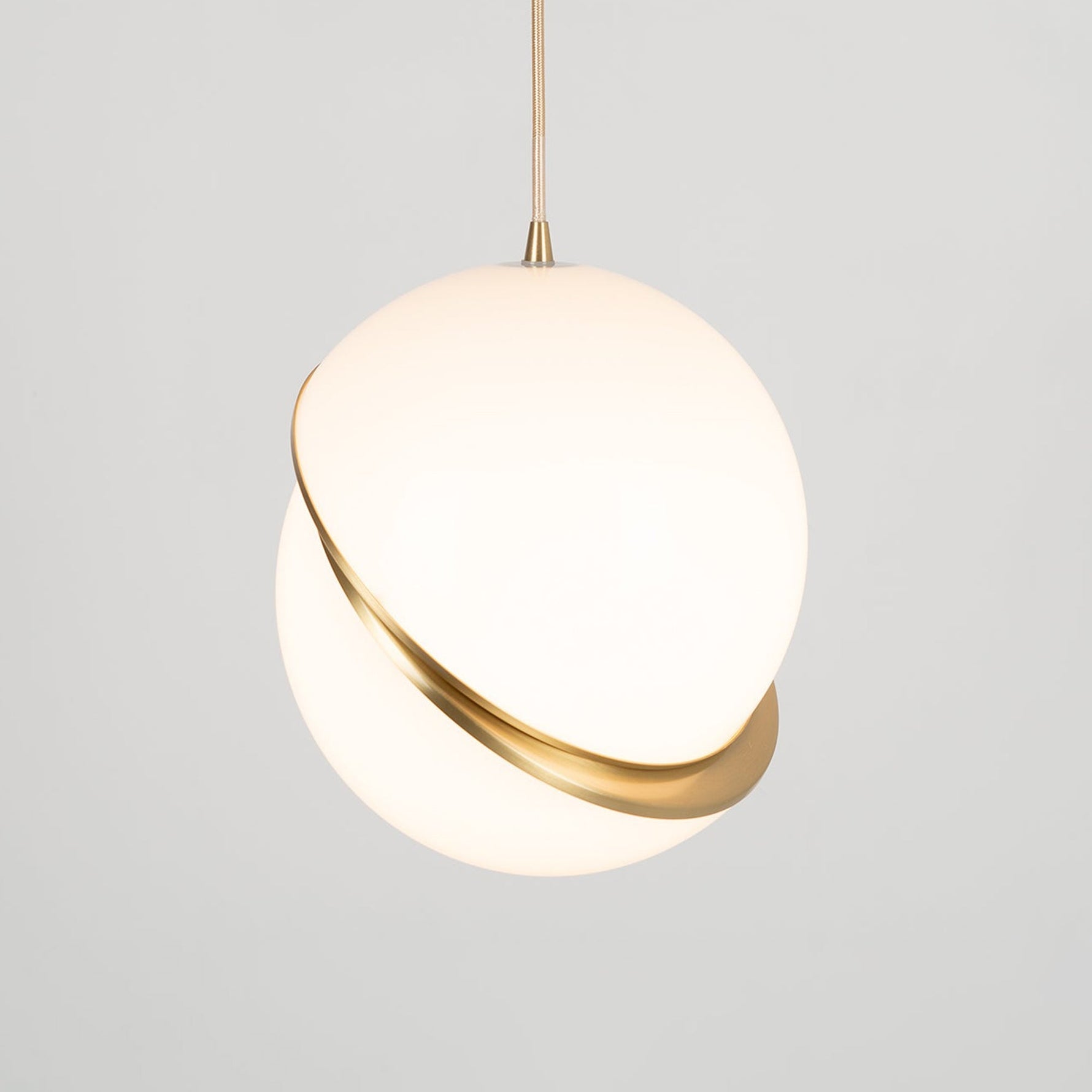 Crescent Pendant Lamp - Lamp Outdoor