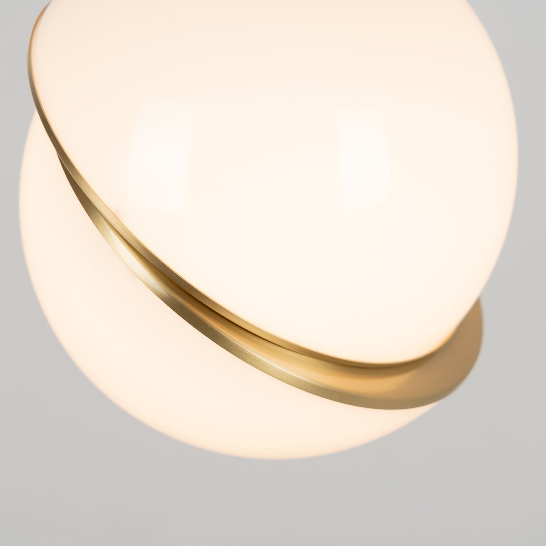 Crescent Pendant Lamp - Lamp Outdoor