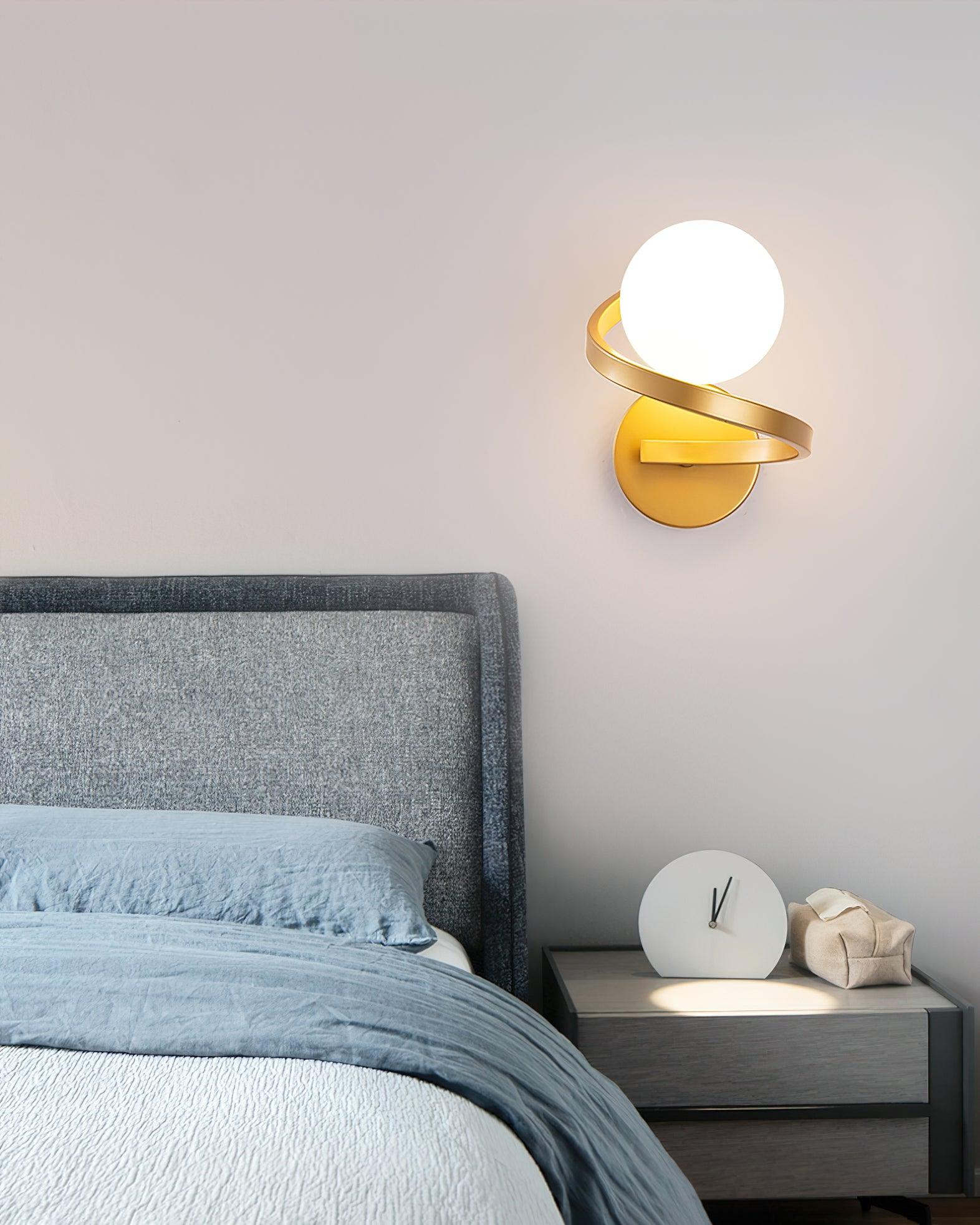 Curved Brass Wall Lamp - Lamp Outdoor