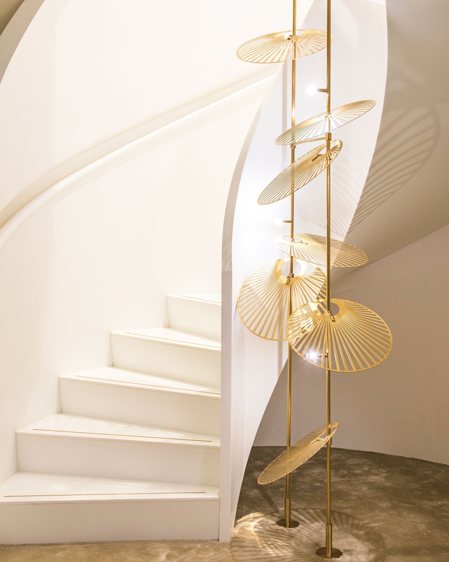 Odoraris Luxury Leaf Chandelier - Lamp Outdoor