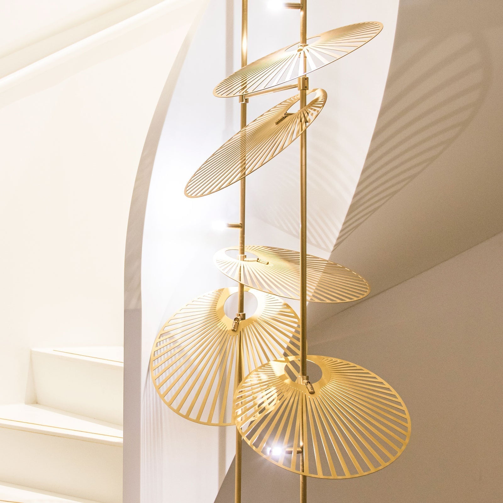 Odoraris Luxury Leaf Chandelier - Lamp Outdoor