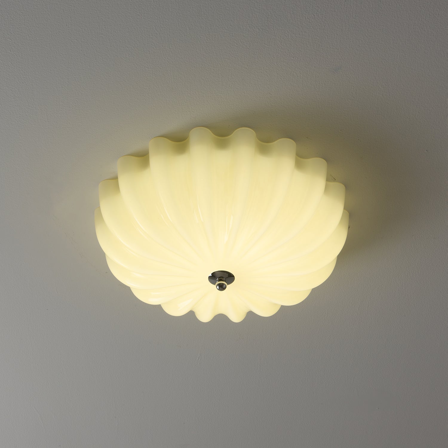 Dewdrop Shell Ceiling Light - Lamp Outdoor