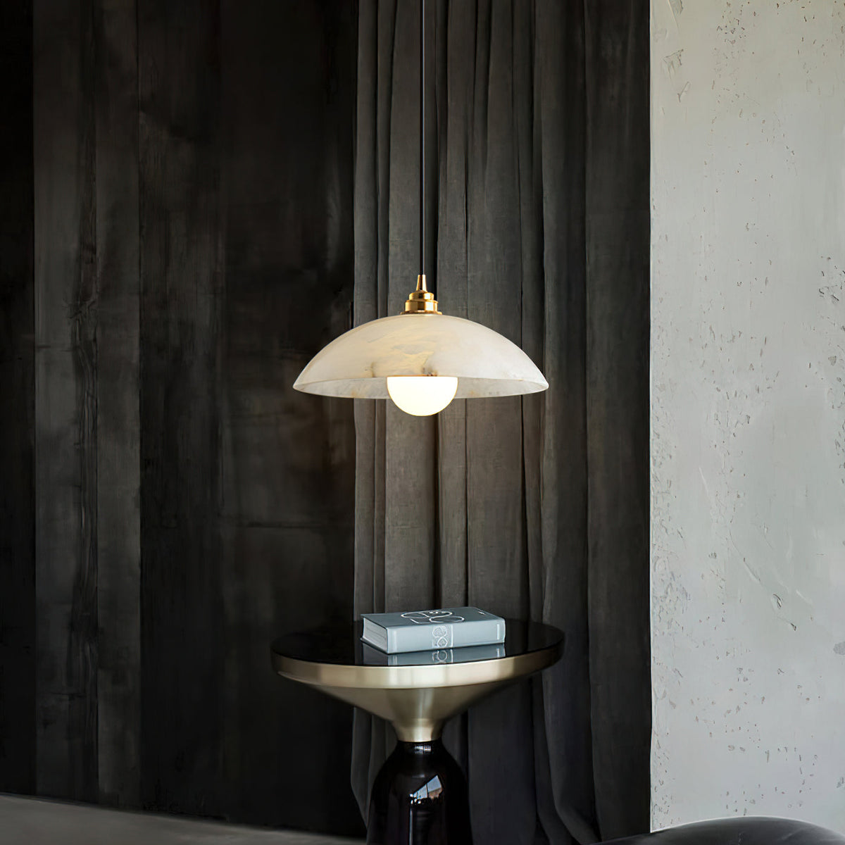 Rovyn Modern Alabaster Brass Pendant Light