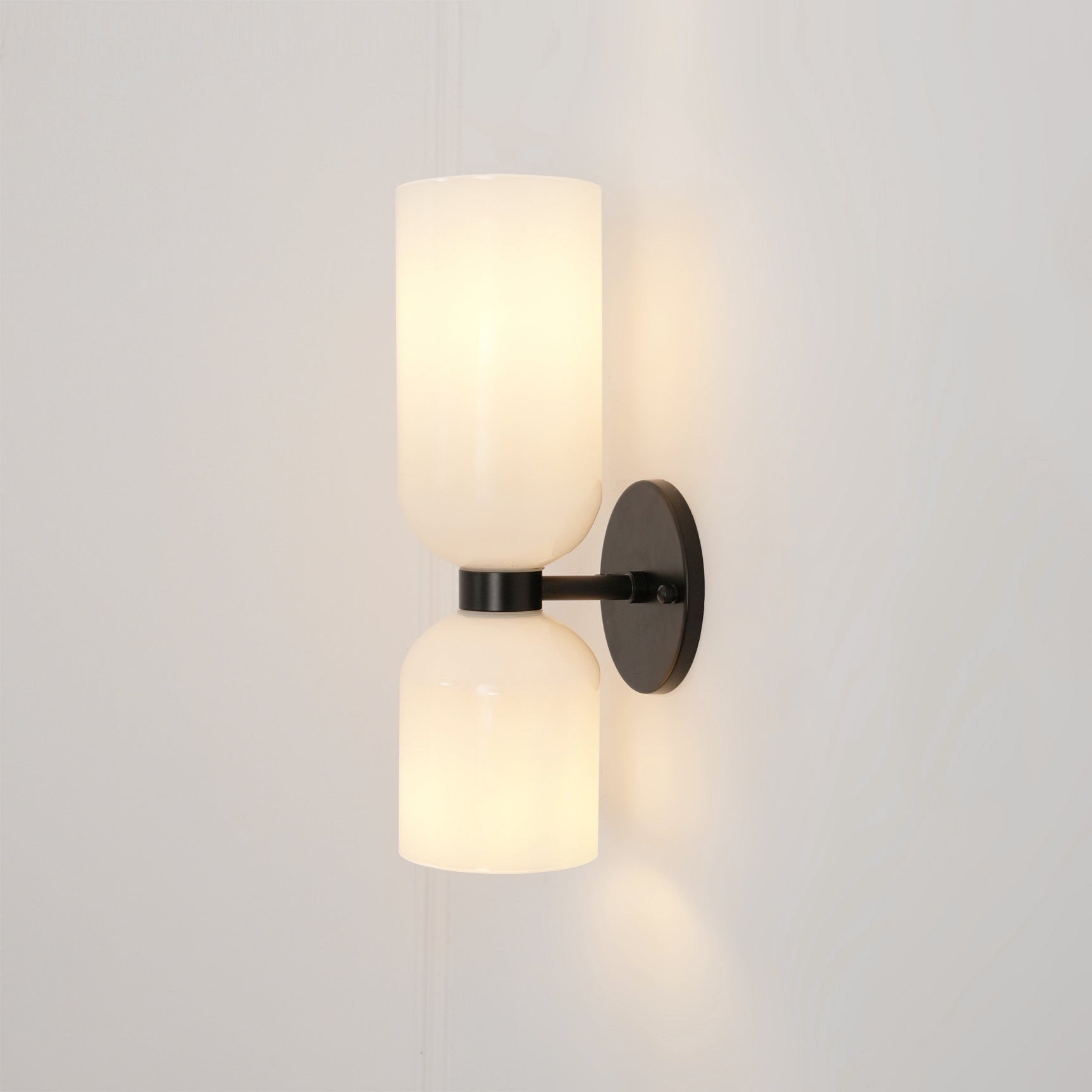 Edie Wall Lamp - Lamp Outdoor