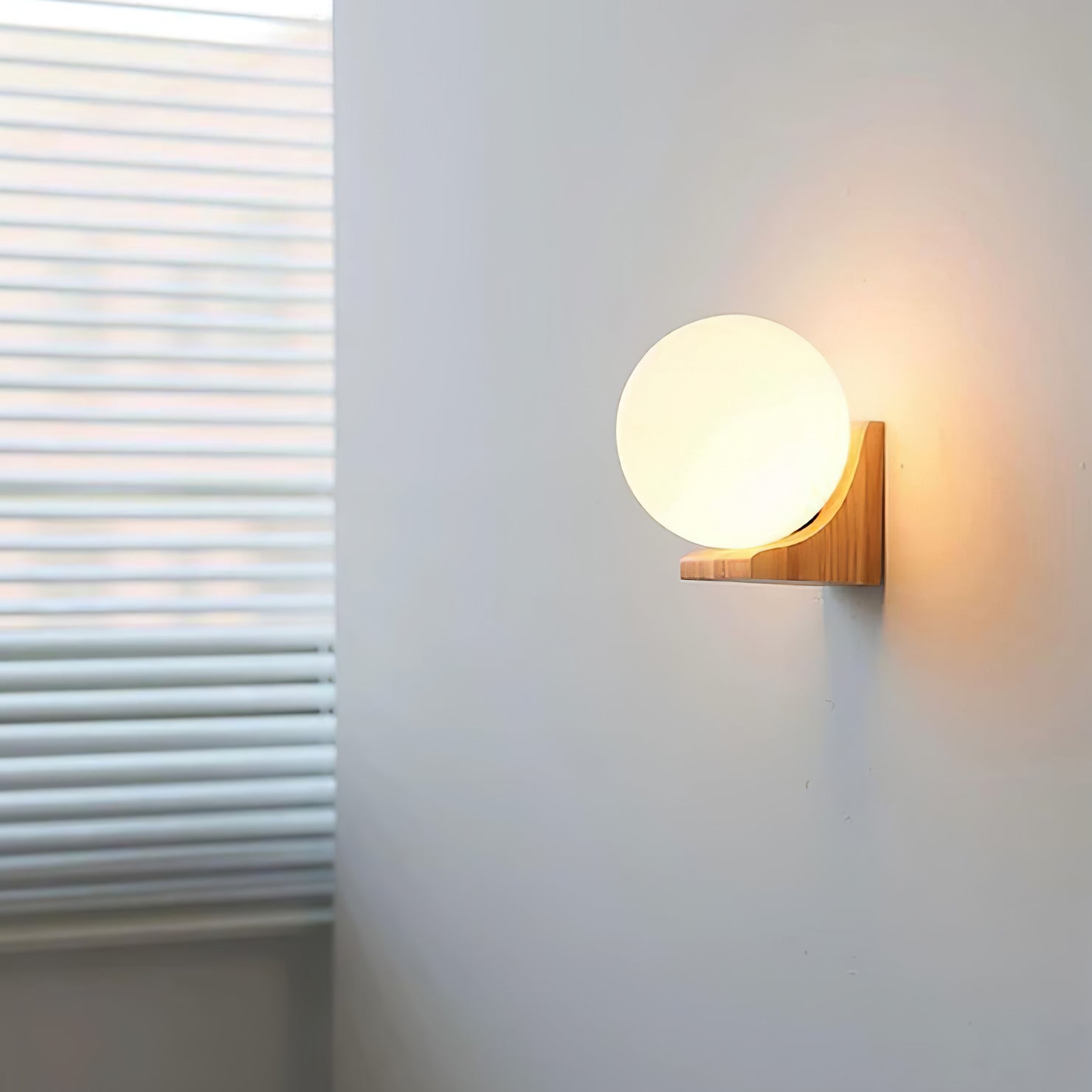 Evelyn Orb Wall Lamp - Lamp Outdoor