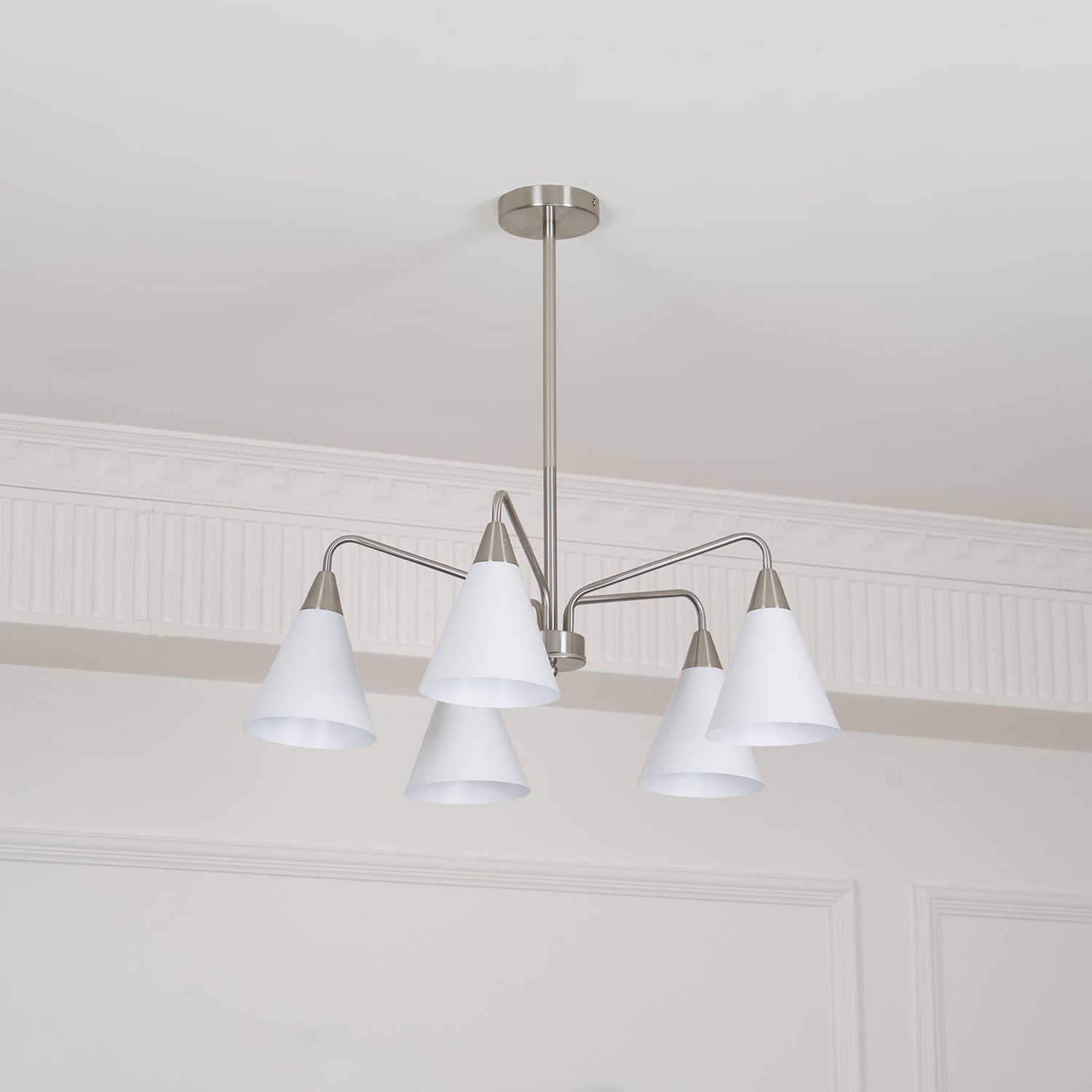 Elthaeth Premium Nordic Art Fashion Cono Metal Chandelier - Lamp Outdoor