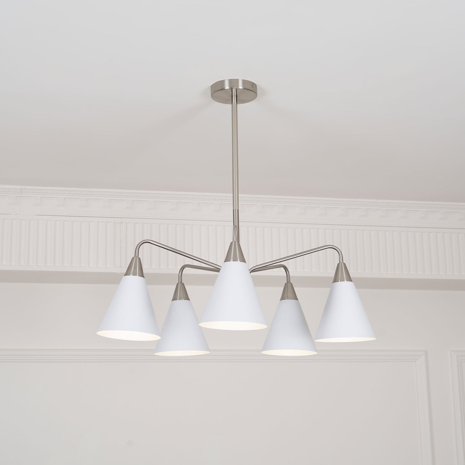 Elthaeth Premium Nordic Art Fashion Cono Metal Chandelier - Lamp Outdoor