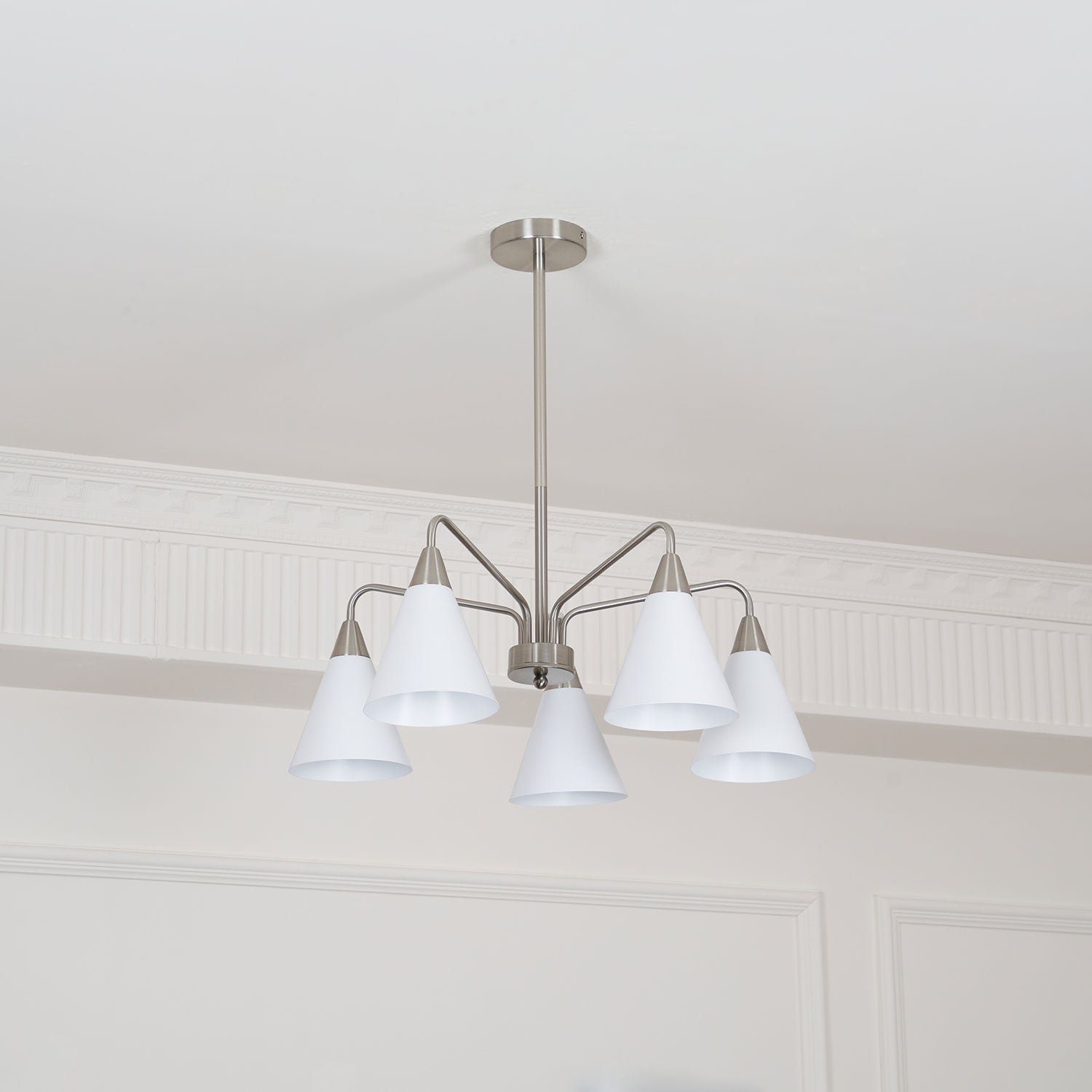 Elthaeth Premium Nordic Art Fashion Cono Metal Chandelier - Lamp Outdoor