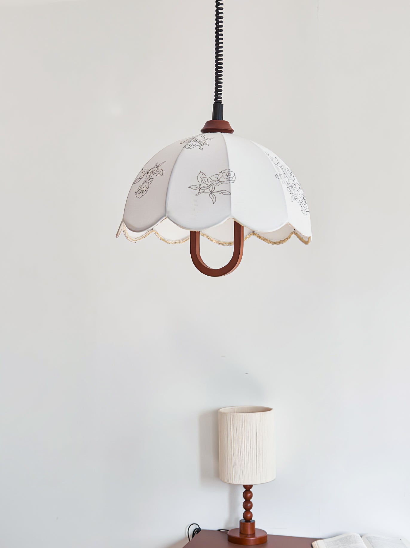 Floral Grace Pendant Lamp - Lamp Outdoor