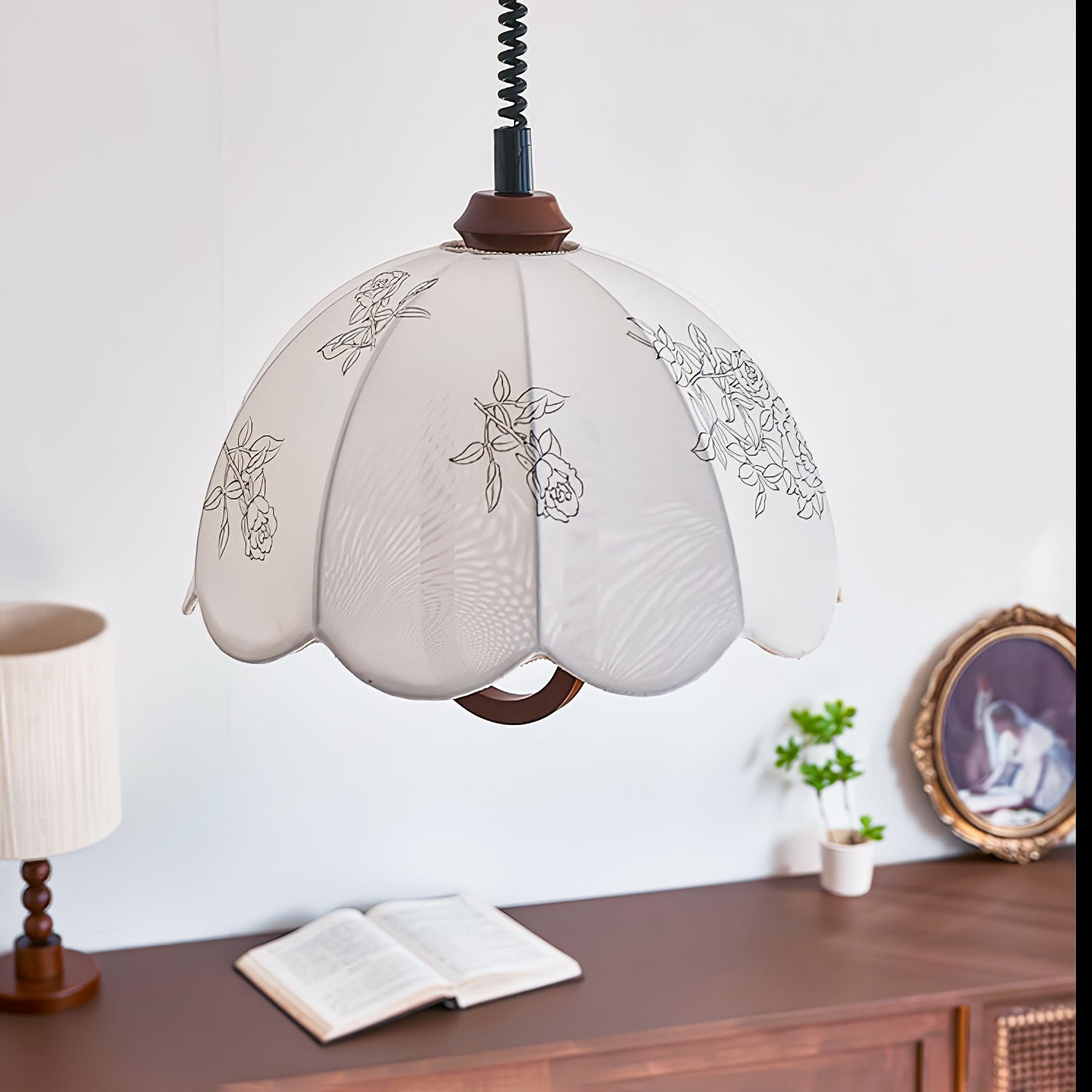 Floral Grace Pendant Lamp - Lamp Outdoor