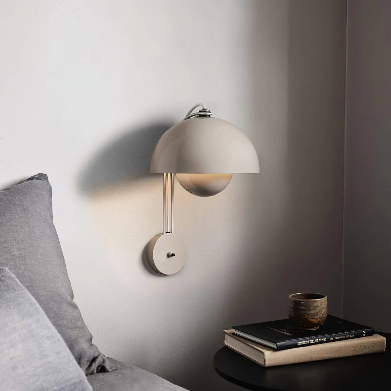 Flowerpot Modern Wall Light