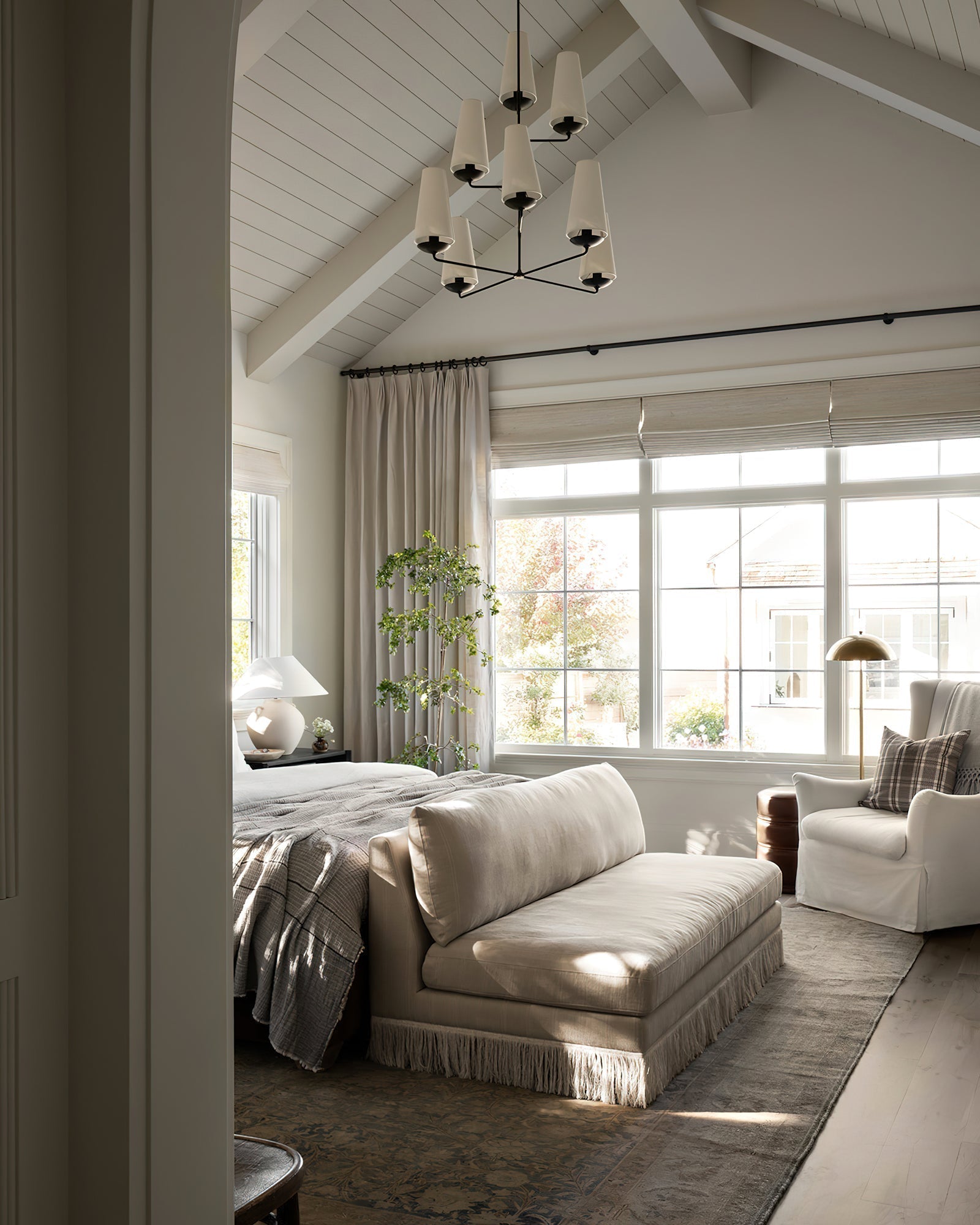 Fontaine Vertical Chandelier - Lamp Outdoor