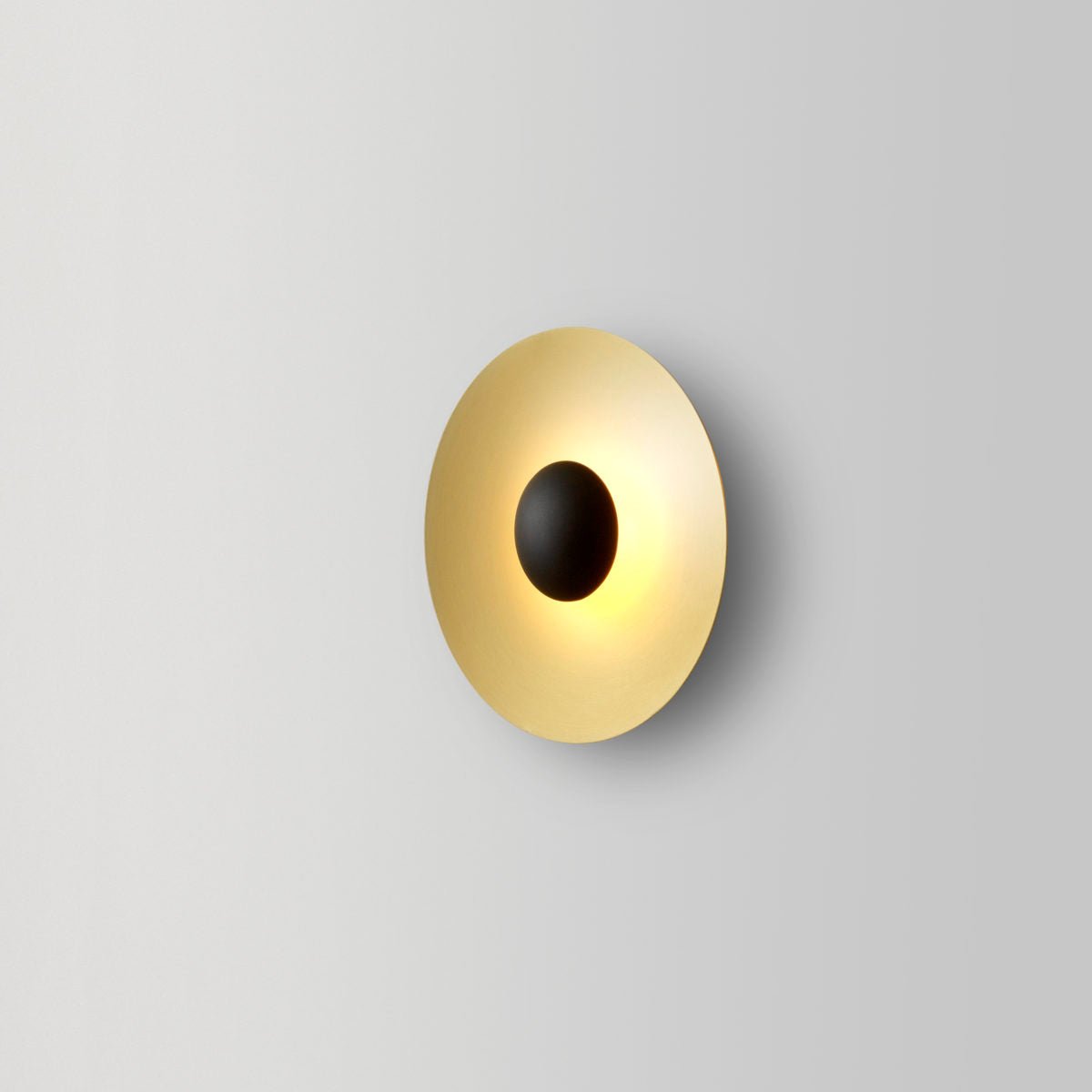 Ginger Modern Minimalist Round Metal Wall Lamp - Lamp Outdoor