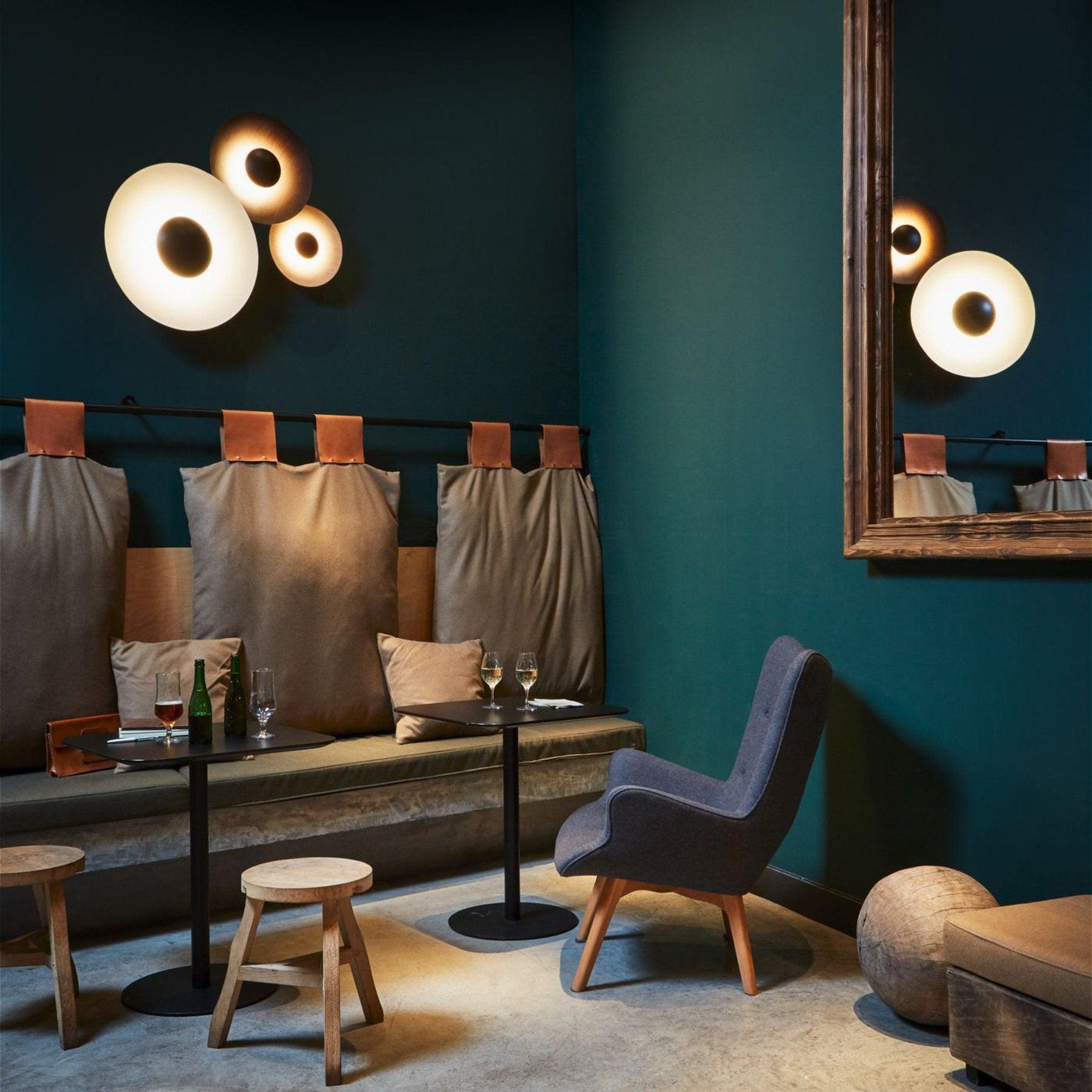 Simplicity Glow Wall Light - Lamp Outdoor
