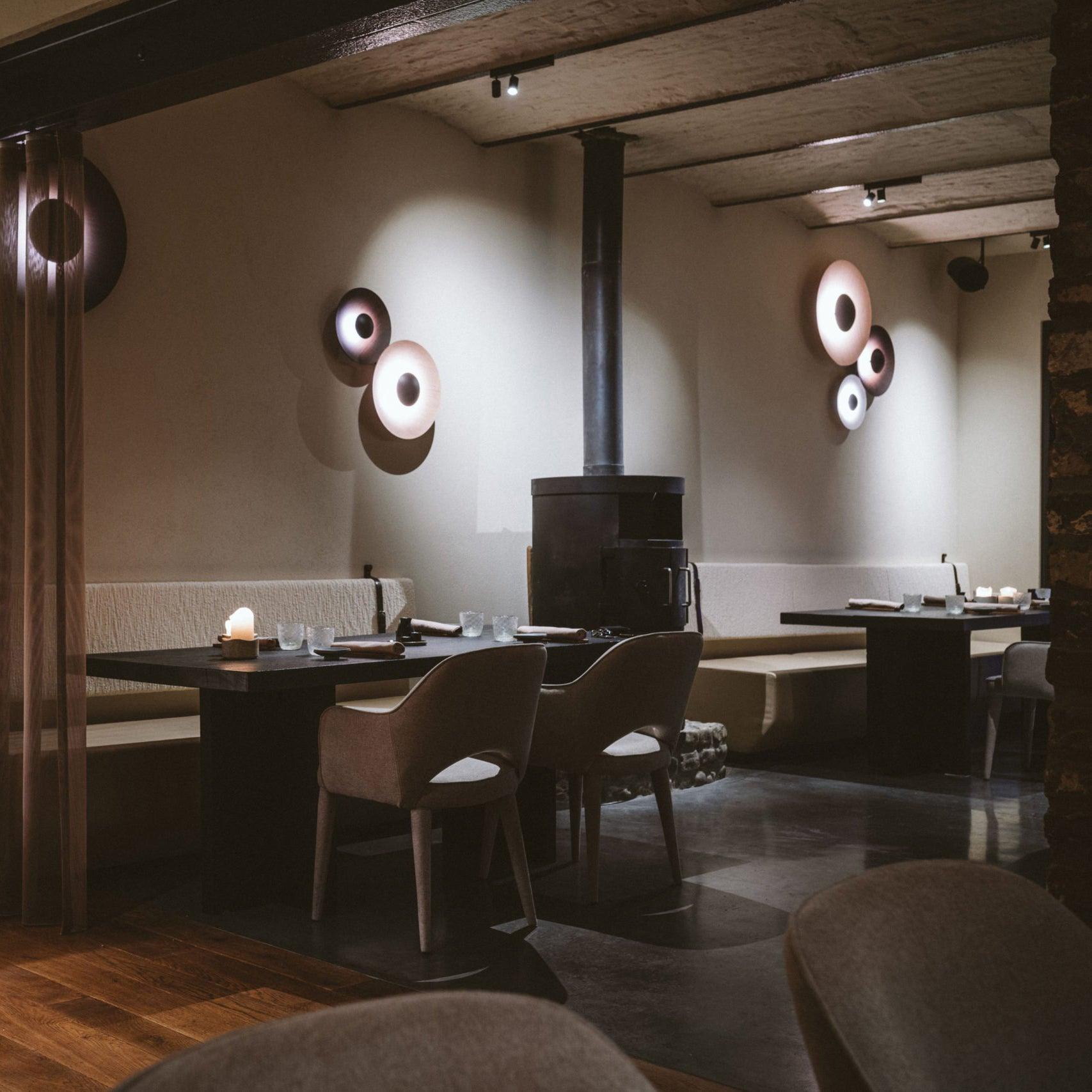 Simplicity Glow Wall Light - Lamp Outdoor