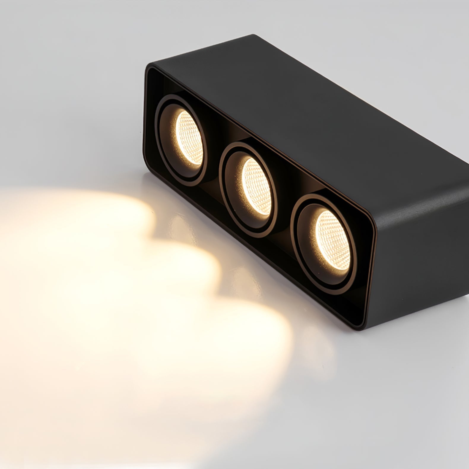 Giyan Surface Spotlight - Lamp Outdoor