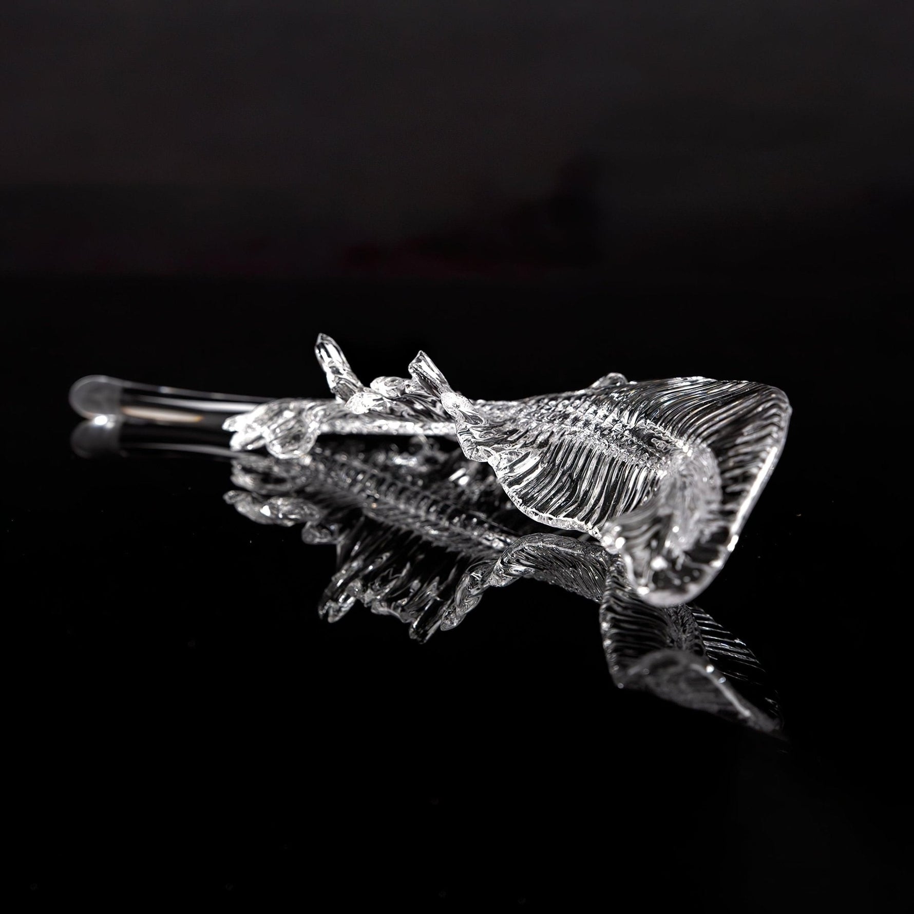 Aetherial Glass Leaf Chandelier - Lamp Outdoor