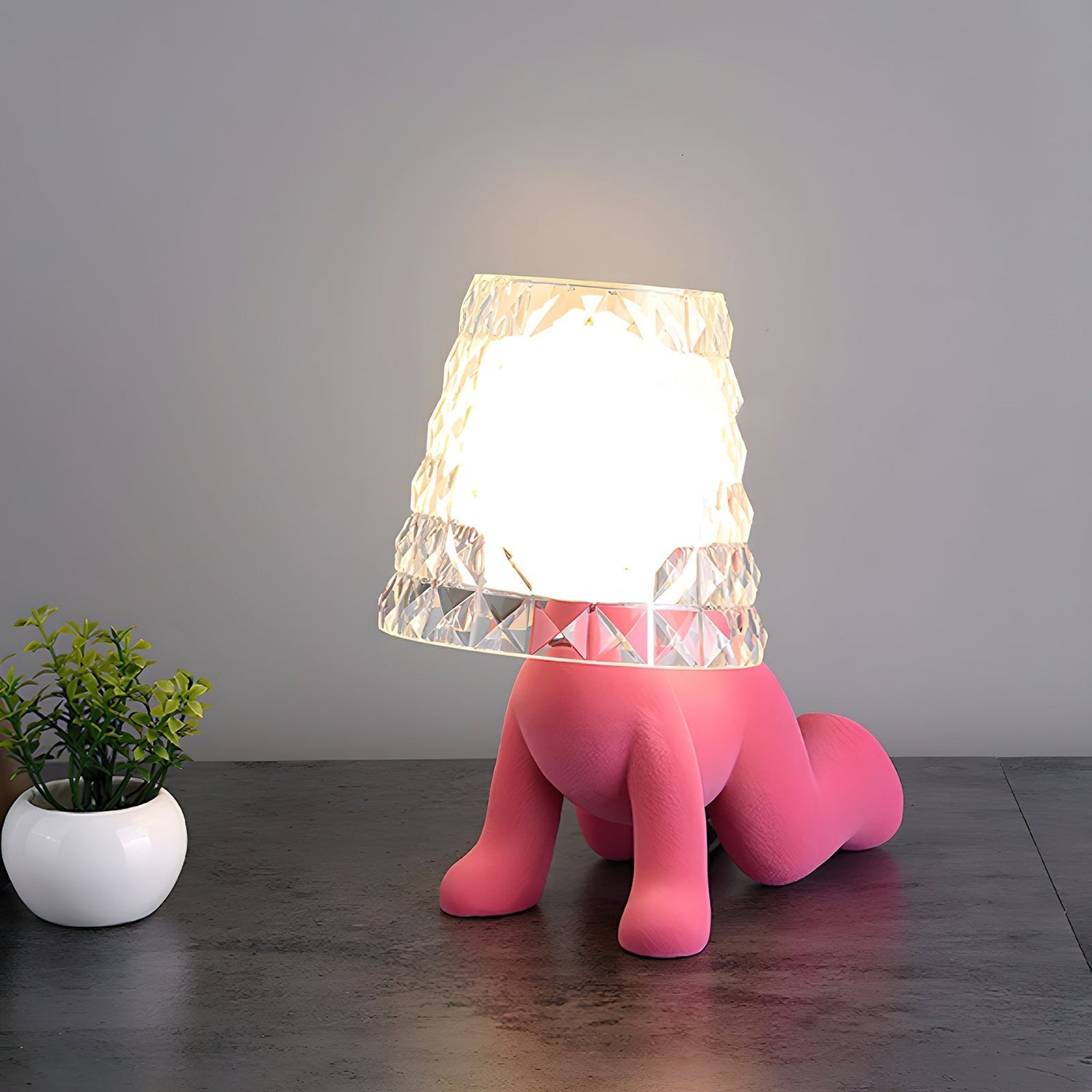 Gleam Artistic Table Lamp