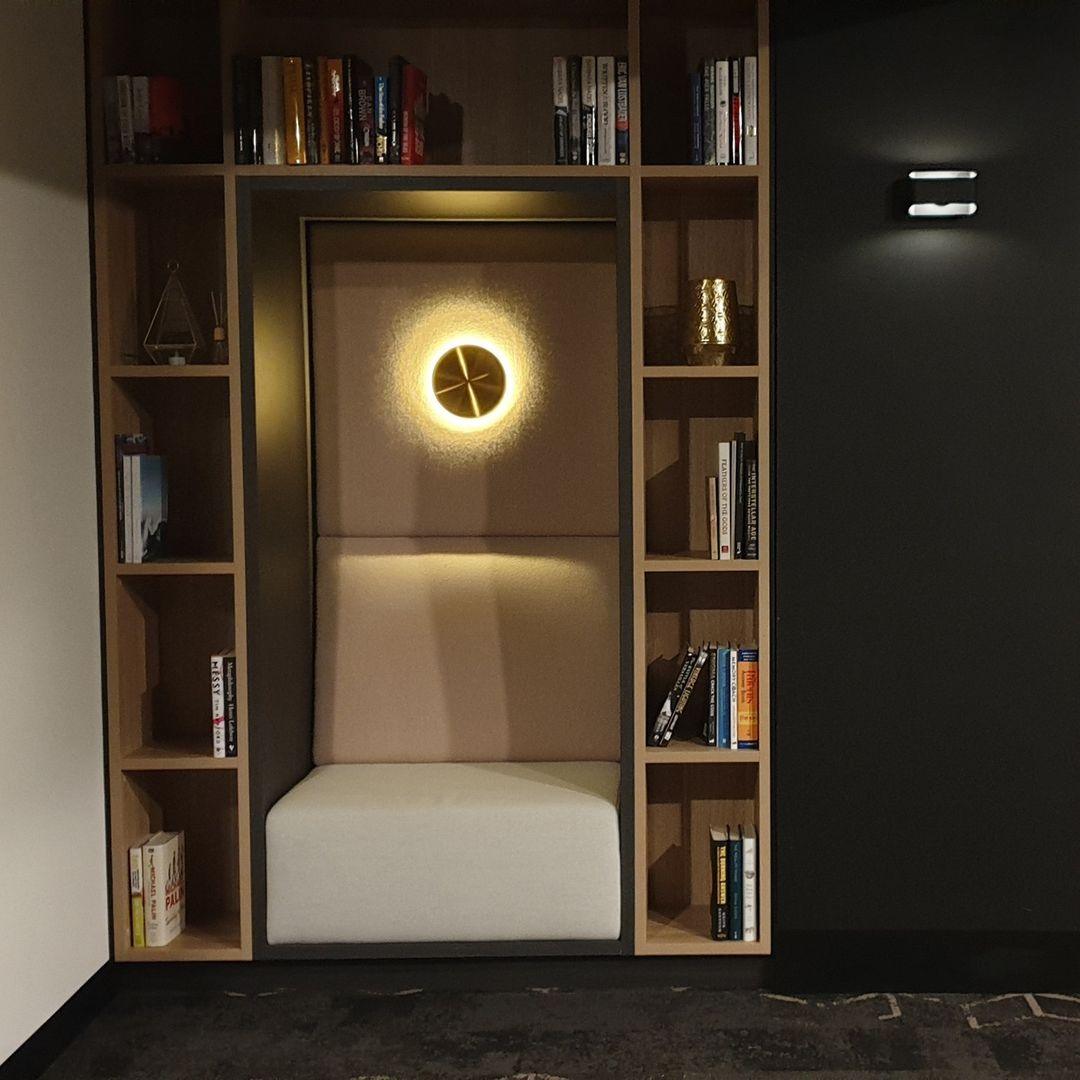 Tivral Brass Minimalist Wall Lamp - Letslighting