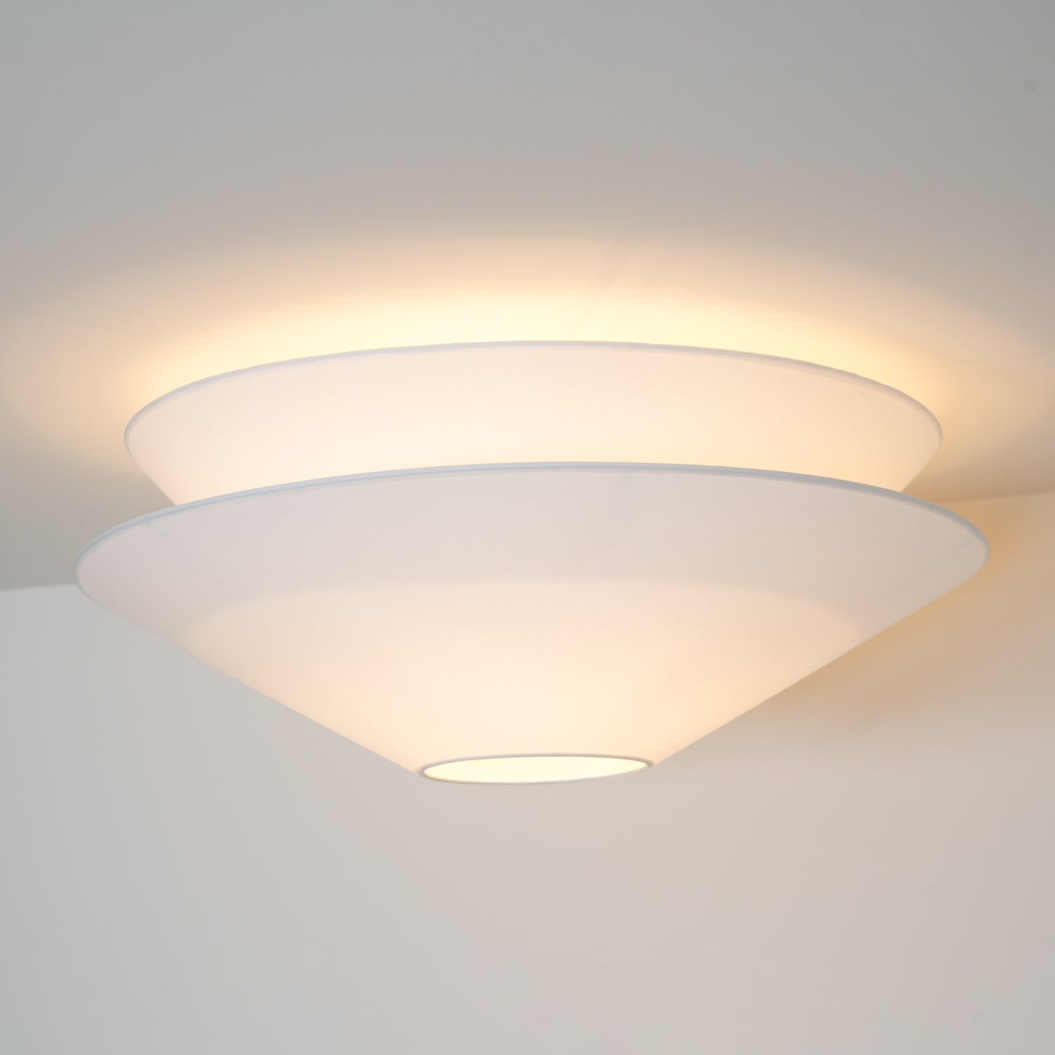 Gull Flushmount Ceiling Light - Lamp Outdoor