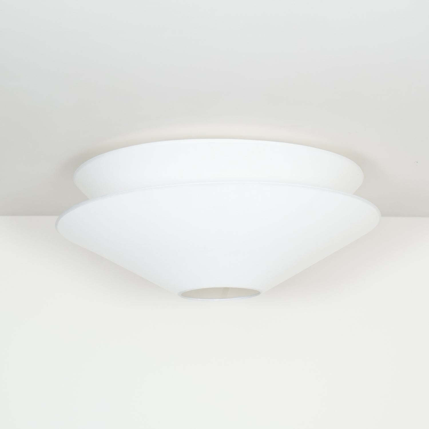 Gull Flushmount Ceiling Light - Lamp Outdoor