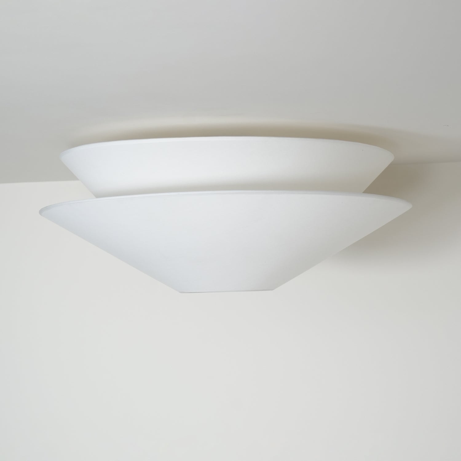 Gull Flushmount Ceiling Light - Lamp Outdoor