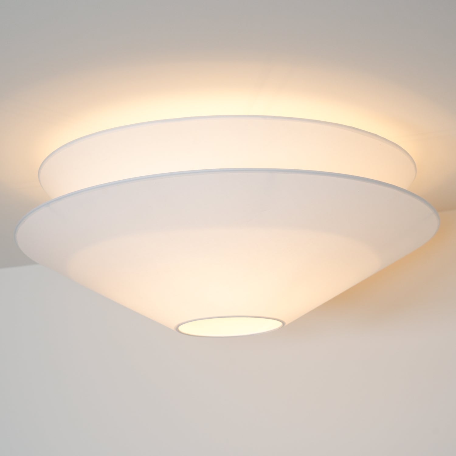 Gull Flushmount Ceiling Light - Lamp Outdoor