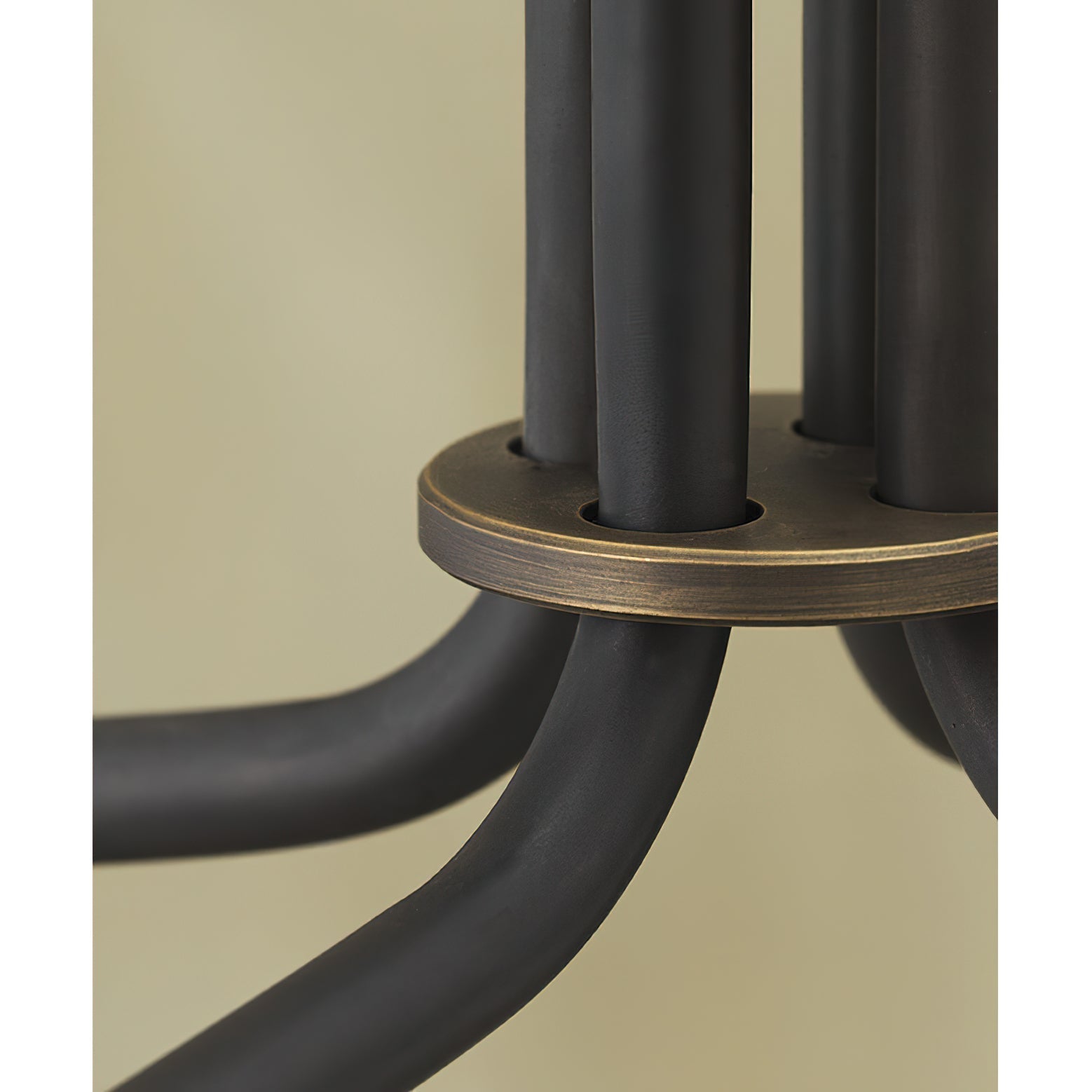 Howard Chandelier - Lamp Outdoor