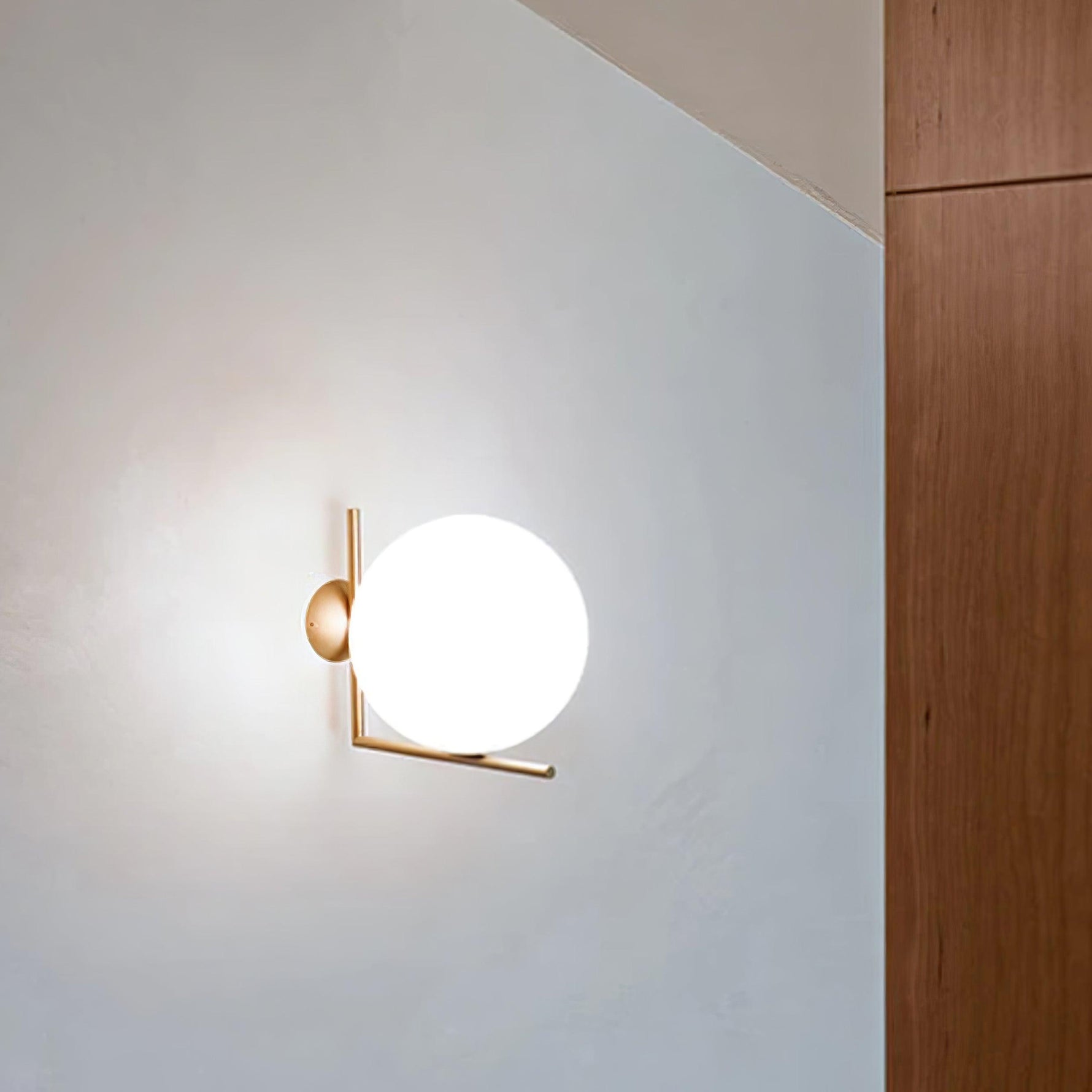 Blown Glass Opal Glass Wall Lamp - Lamp Outdoor