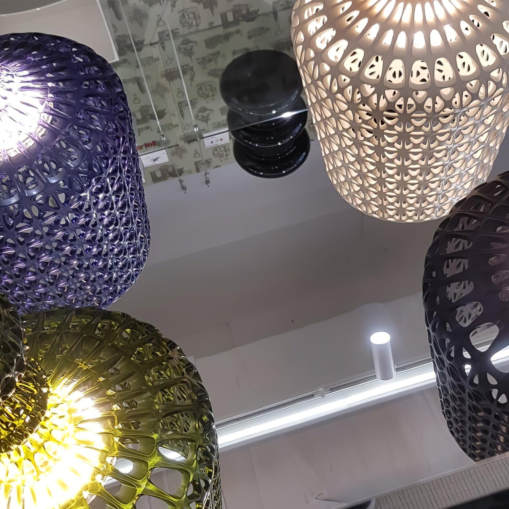 Avnoran Premium Nordic Art Plastic Pendant Lamp - Lamp Outdoor
