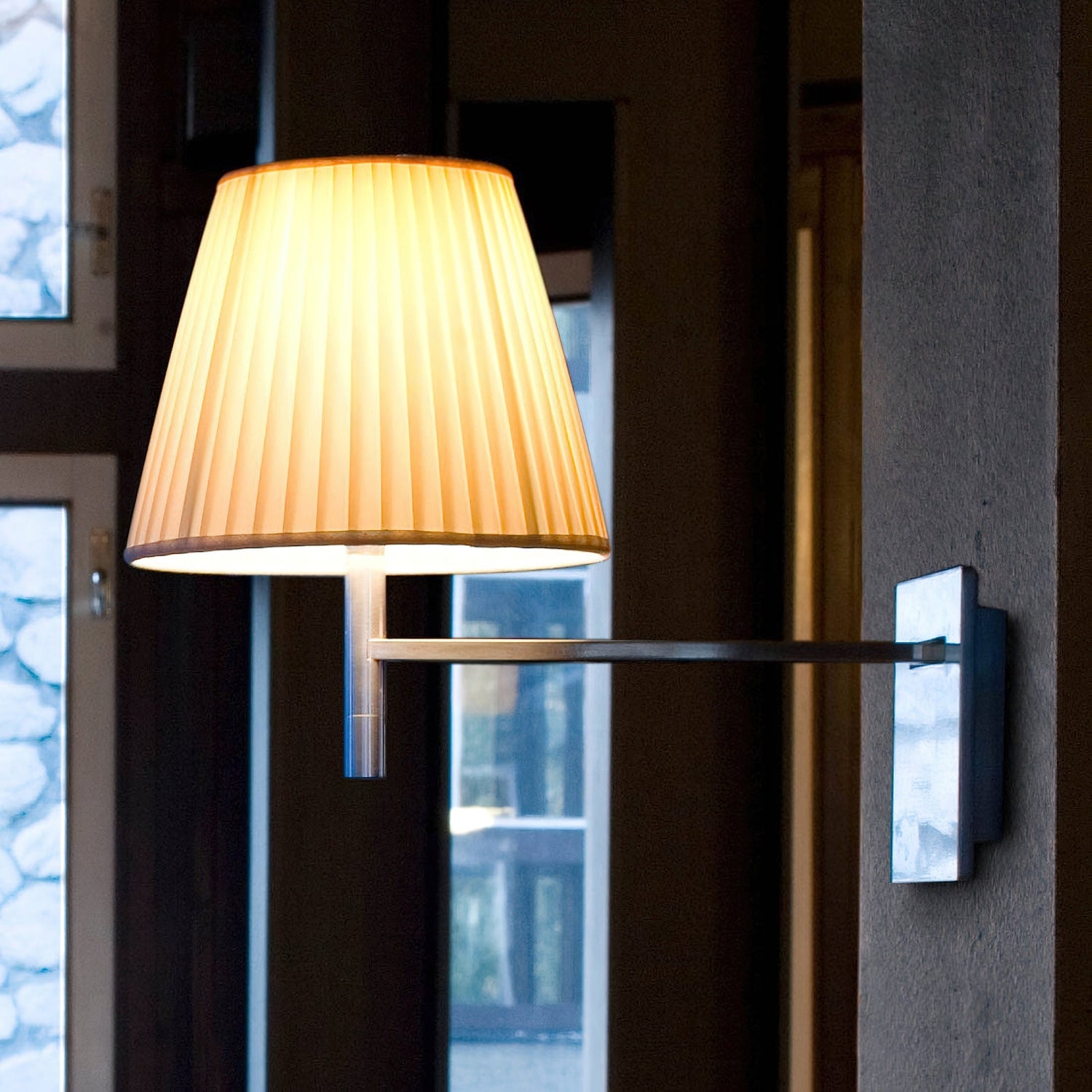 Ktribe Contemporary Wall Lamp