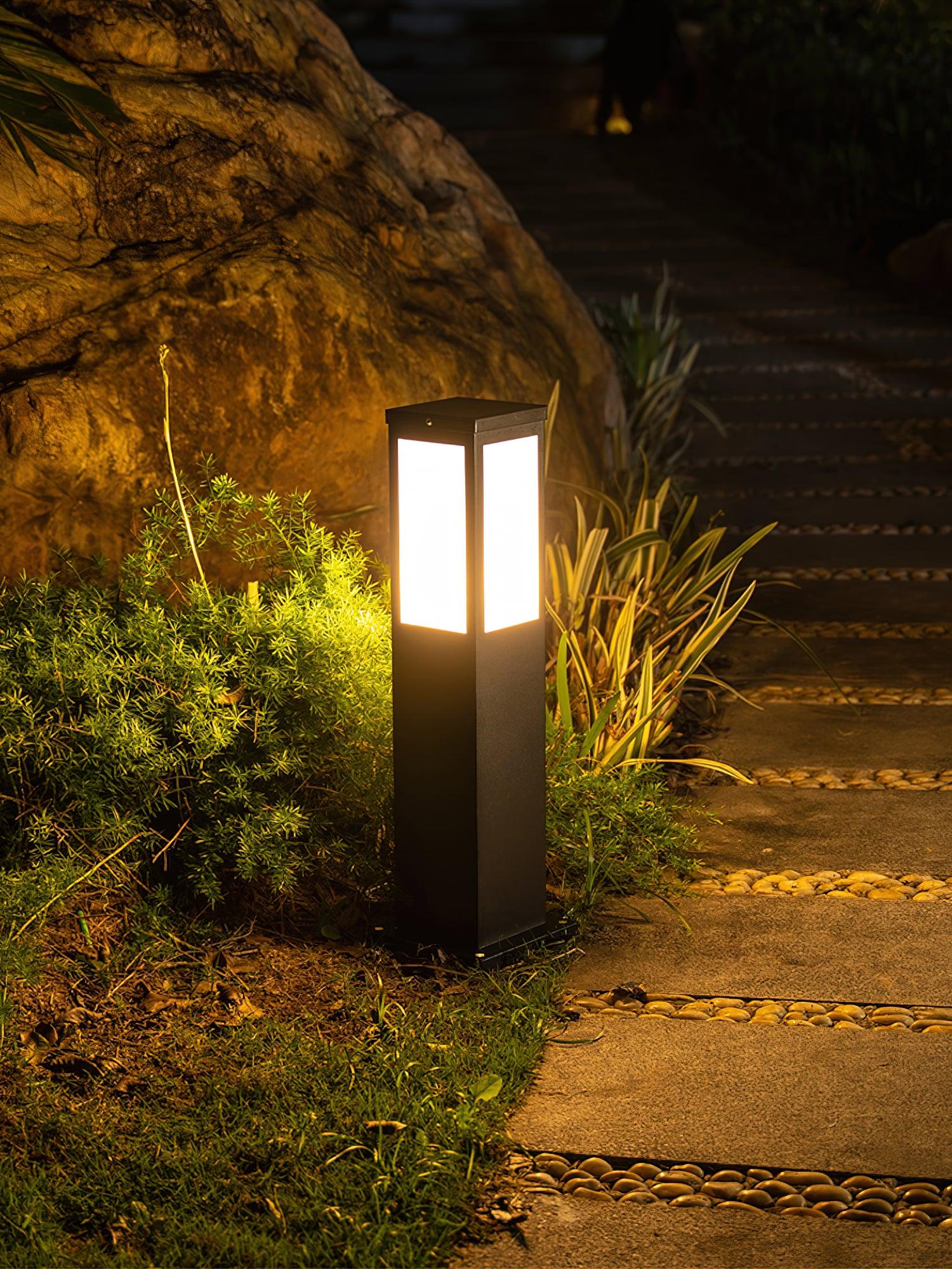 Kuzco Bollard Outdoor Light - Lamp Outdoor