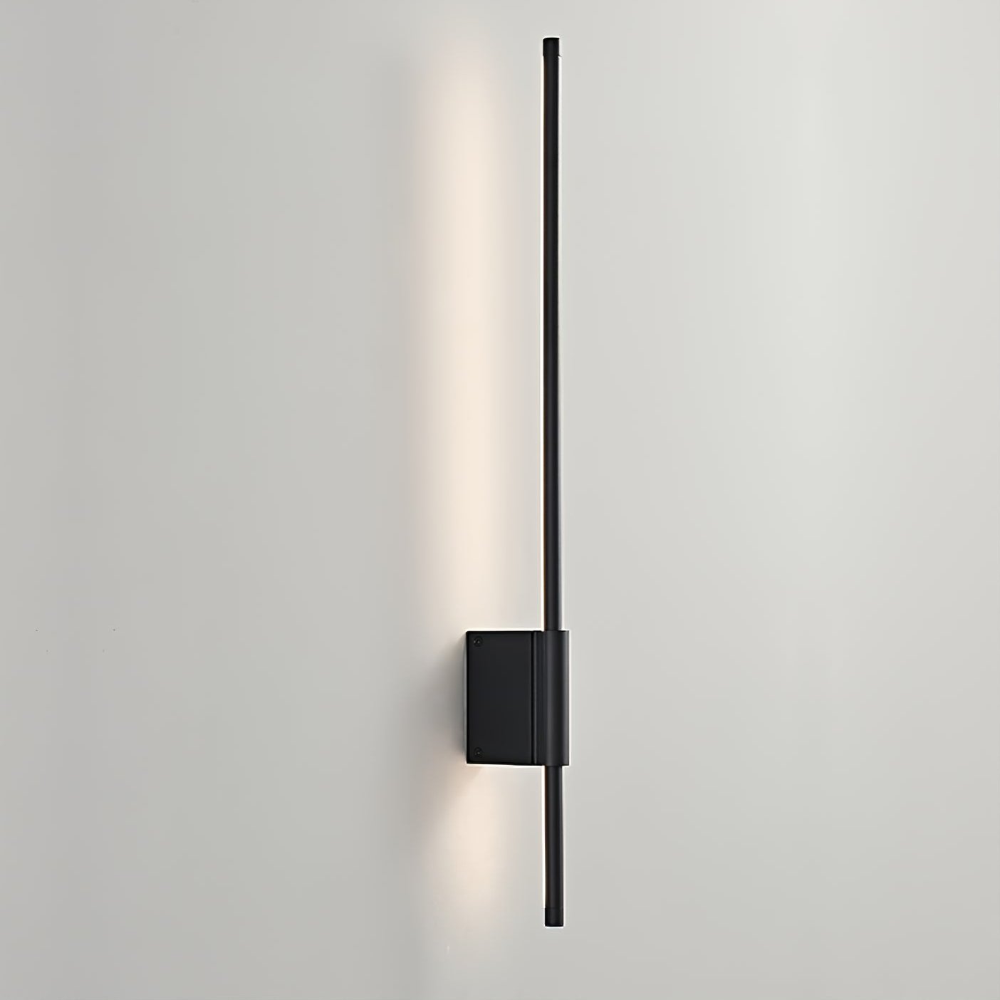 Leon Linear Wall Light - Lamp Outdoor