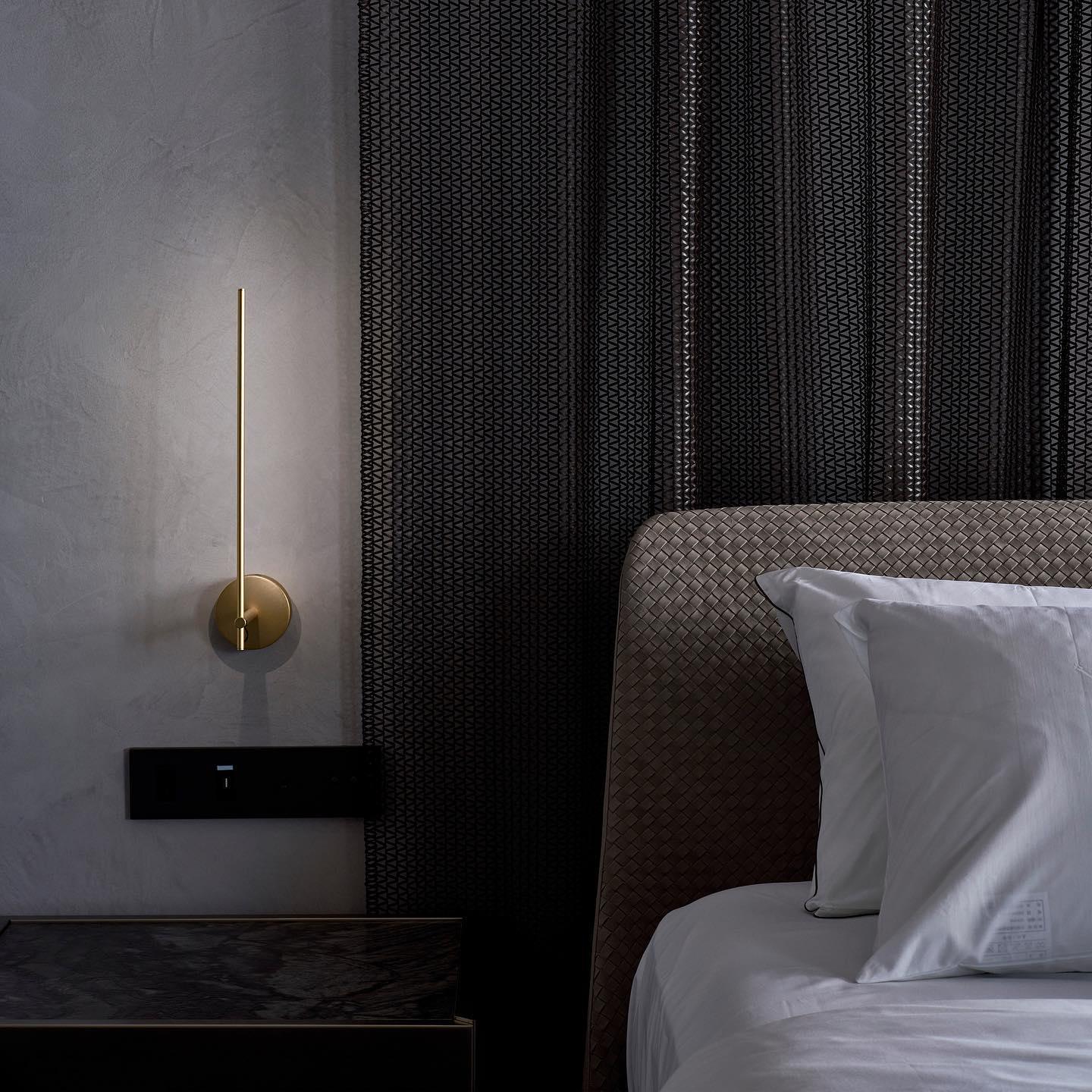 Light Stick V Sconce - Lamp Outdoor