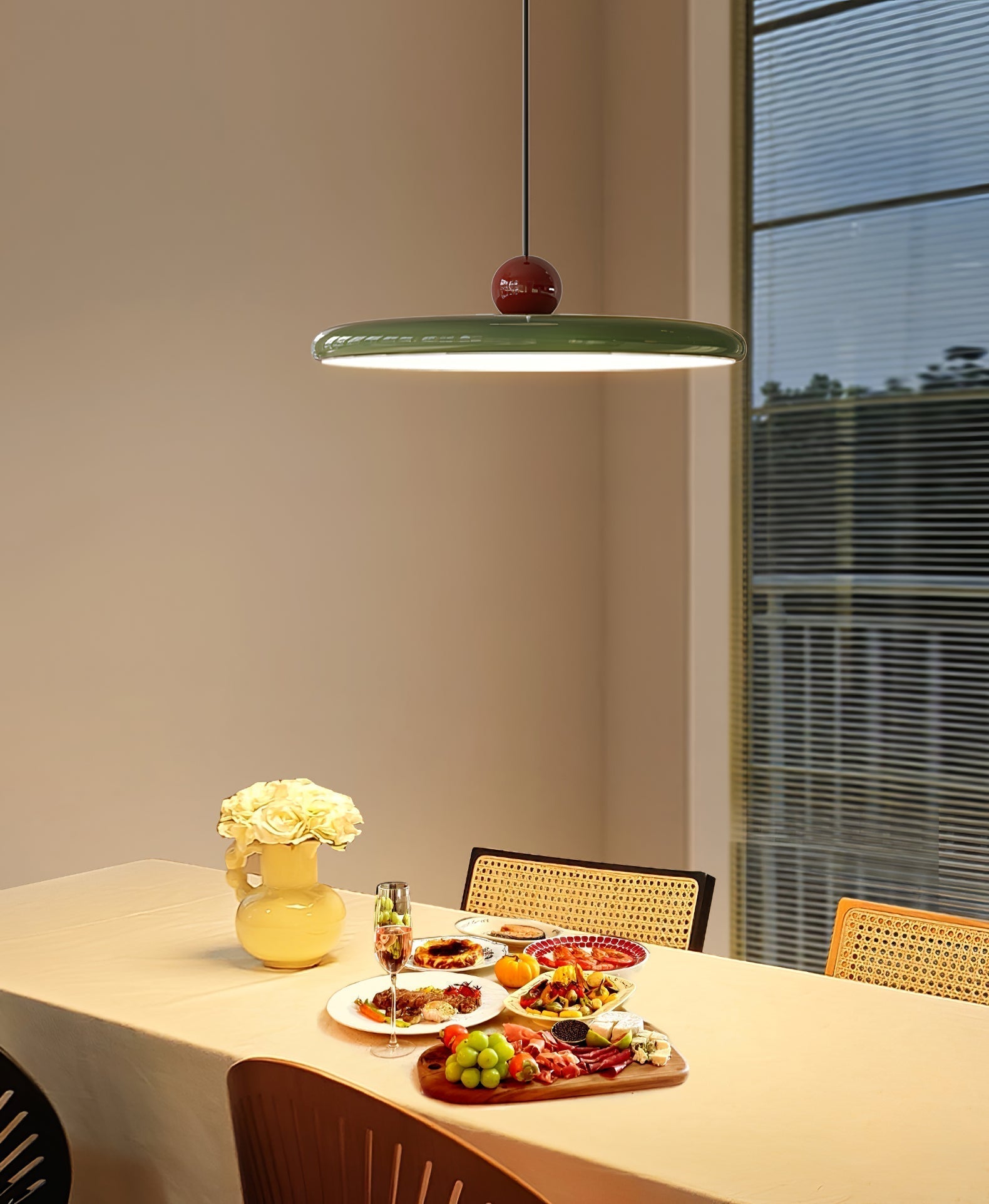 Lola Swing Pendant Lamp - Lamp Outdoor